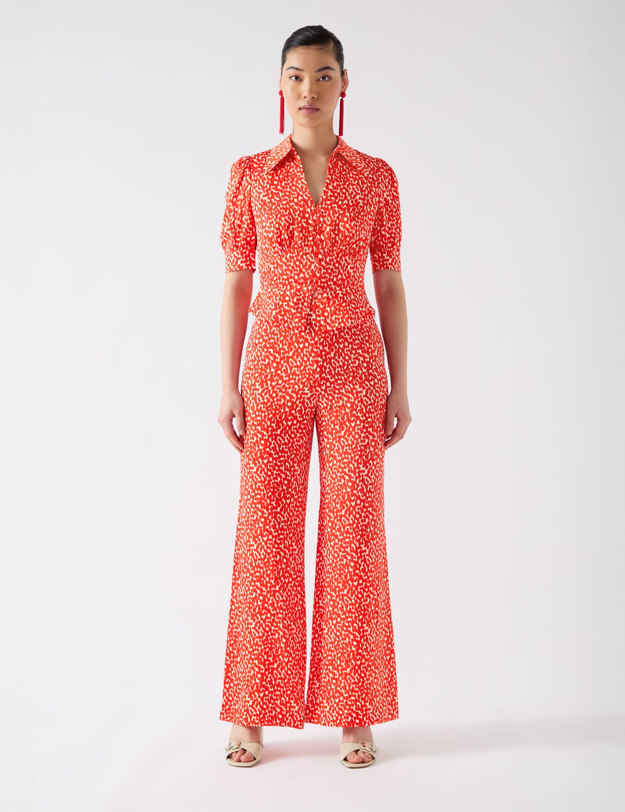 Crepe Printed Collared Waisted Blouse