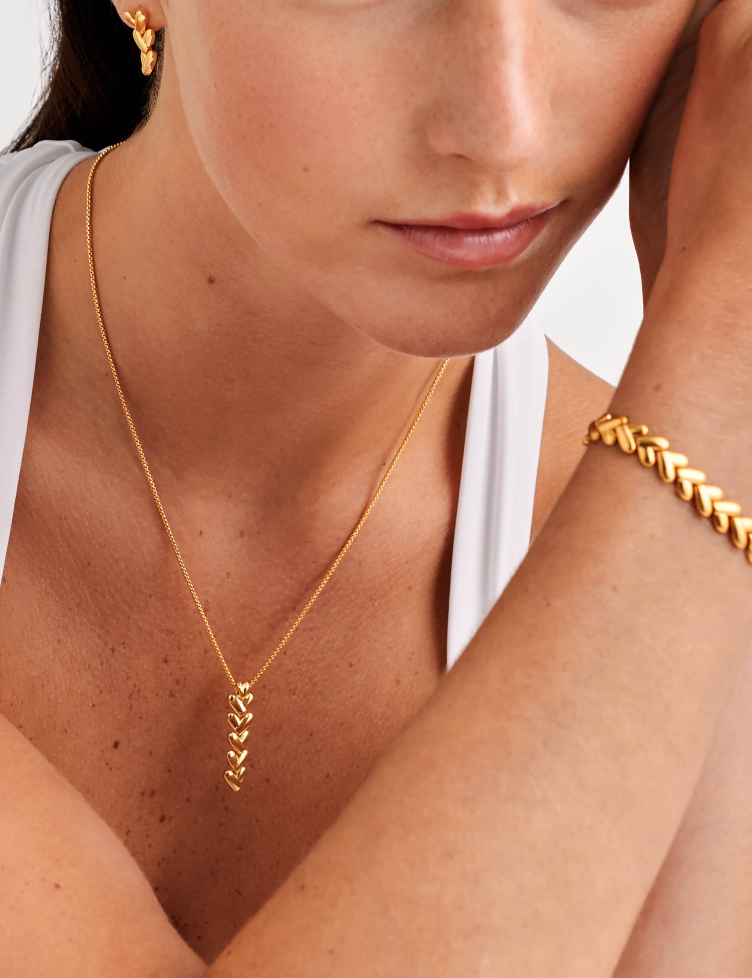 Gold Plated Heart Link Pendant Necklace