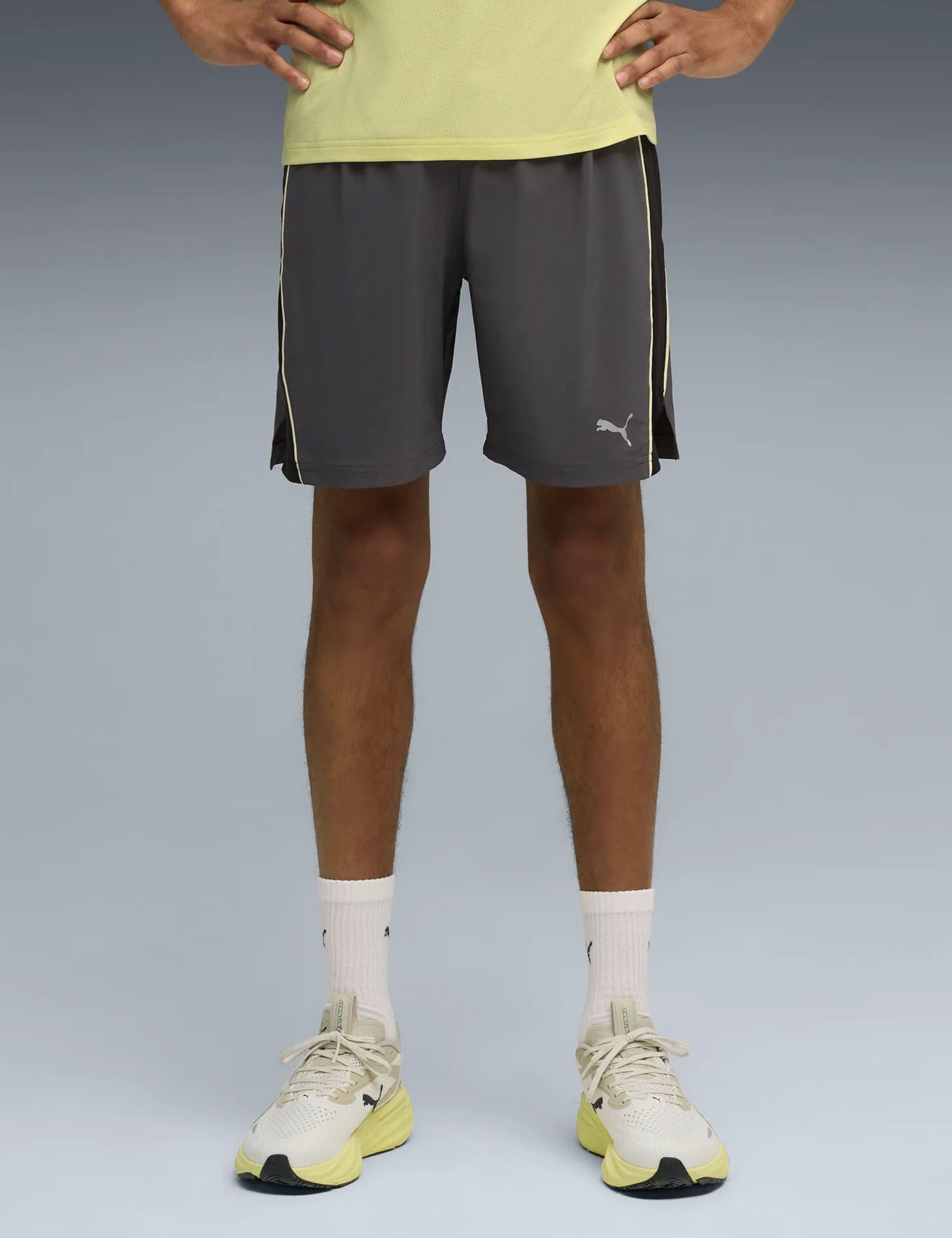 Run Velocity 7 Elasticated Waist Shorts