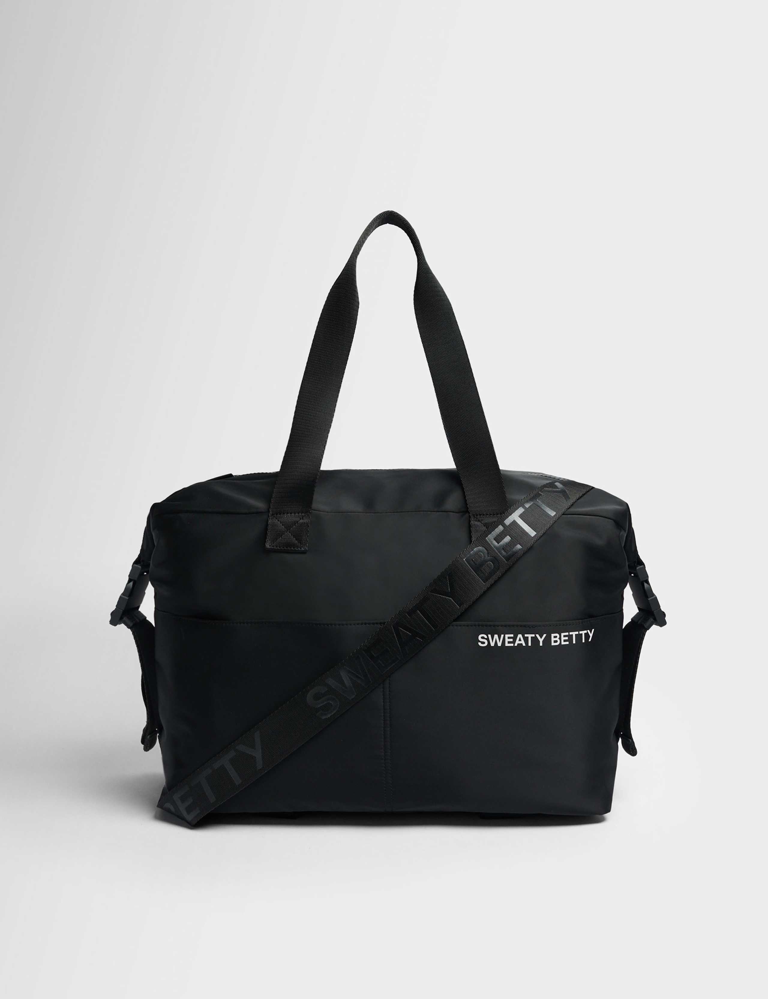 Strive Nylon Water Resistant Gym Bag