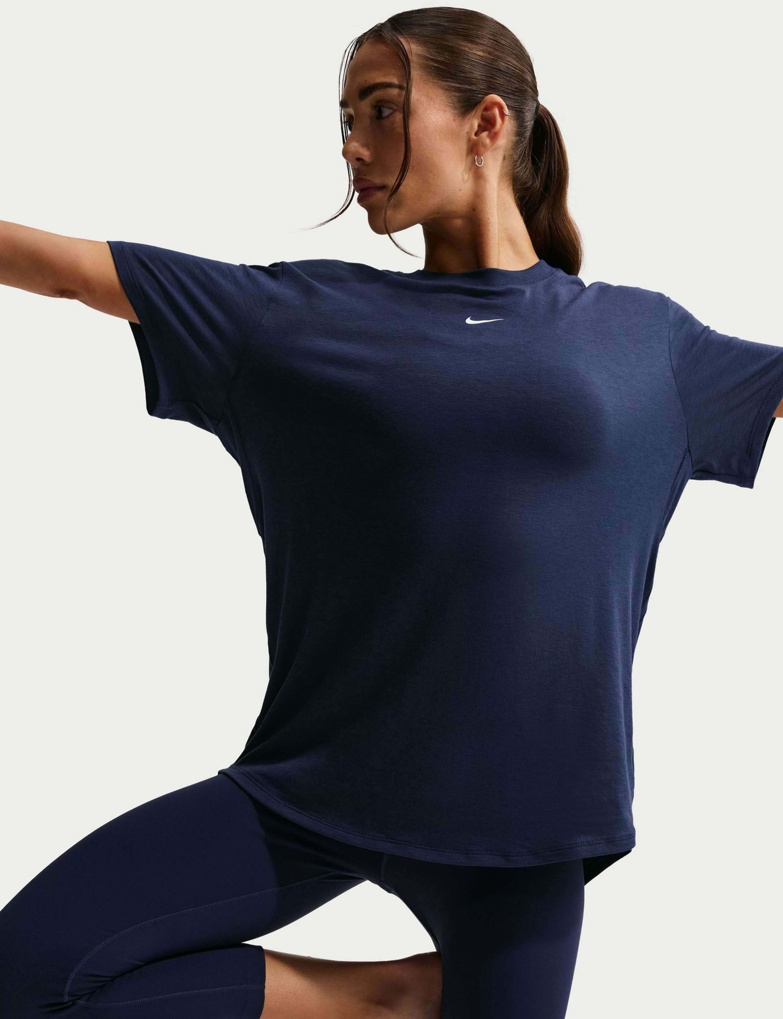 Dri-FIT Crew Neck Relaxed T-Shirt