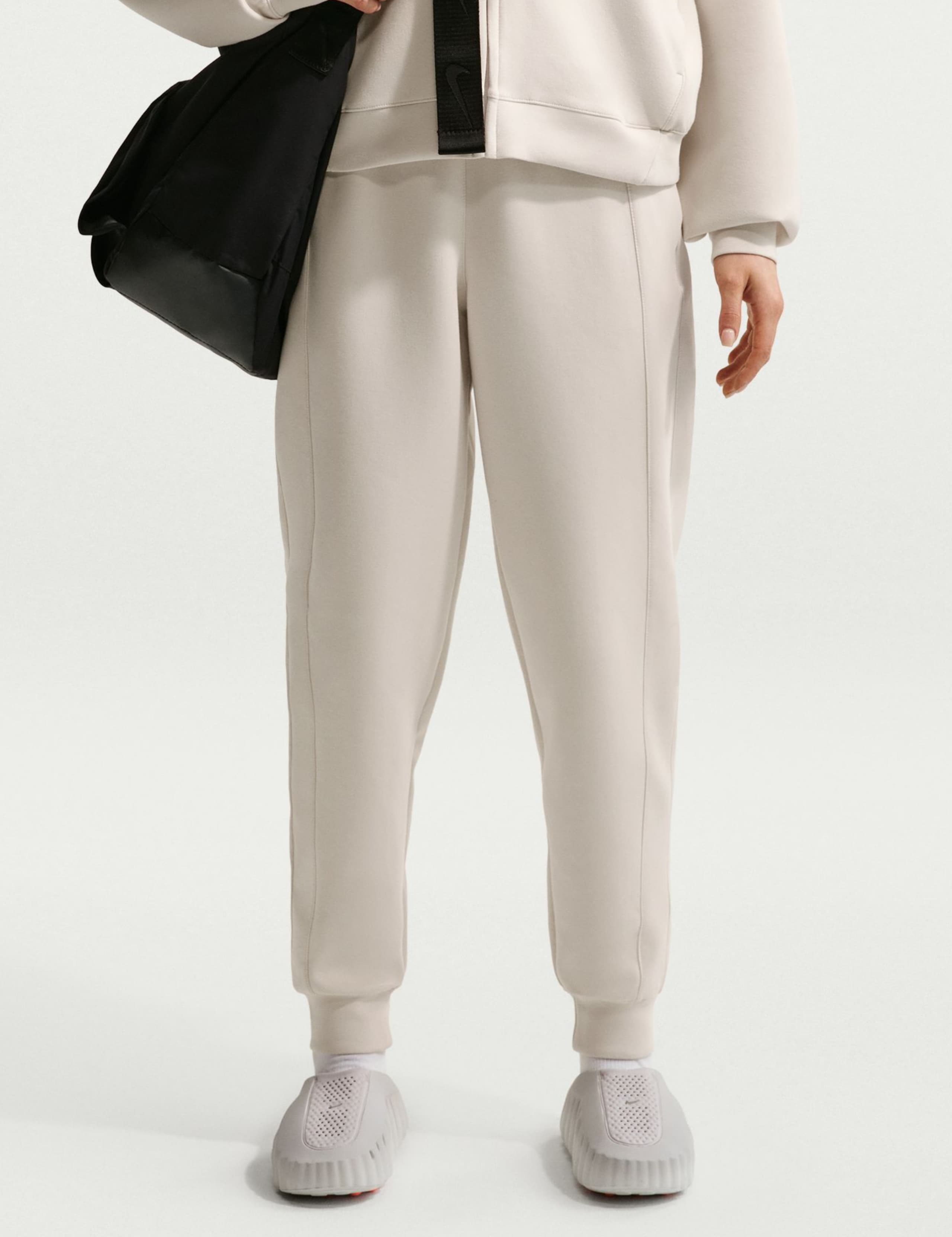 24.7 Impossibly Soft Dri-FIT Joggers
