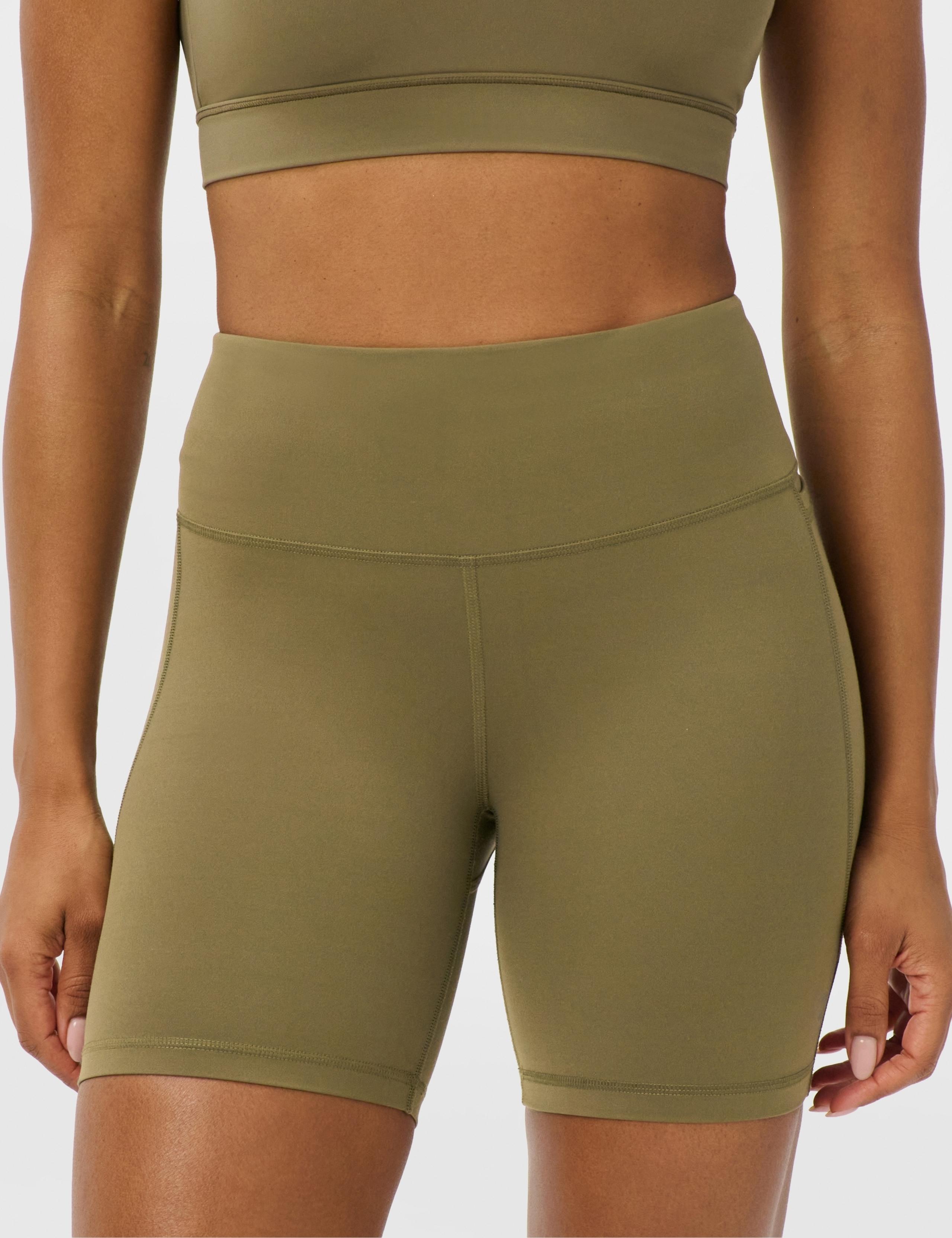 Ultimate Studio 6' High Waisted Yoga Shorts
