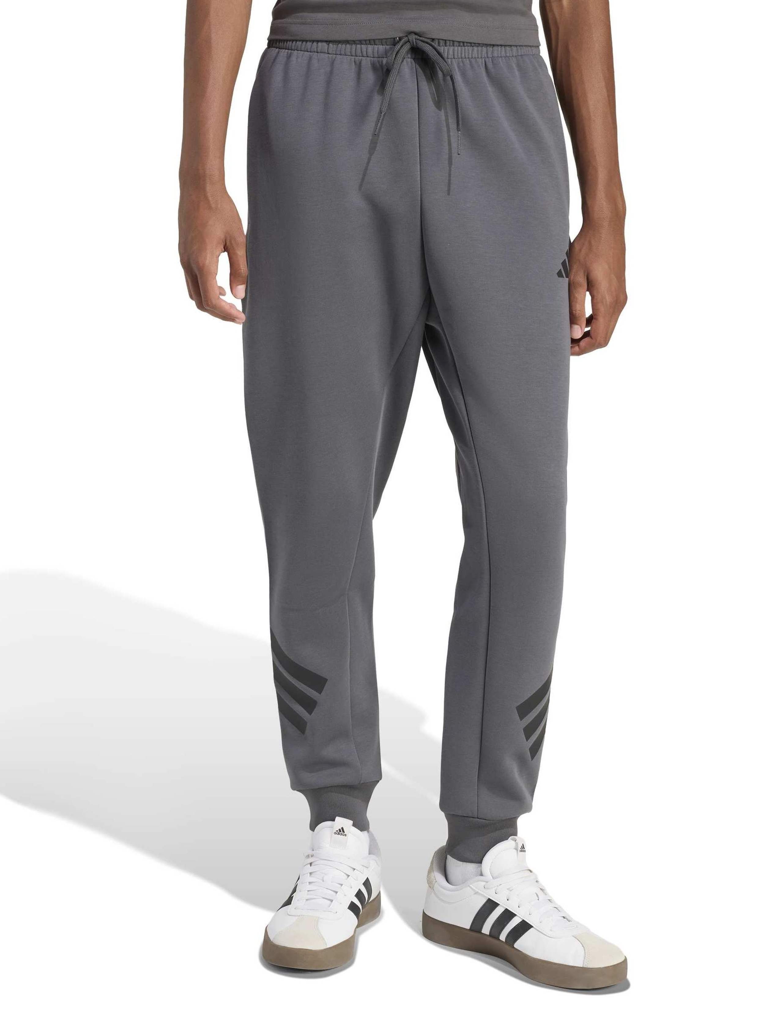 Future Icons 3 Stripes Tapered Joggers
