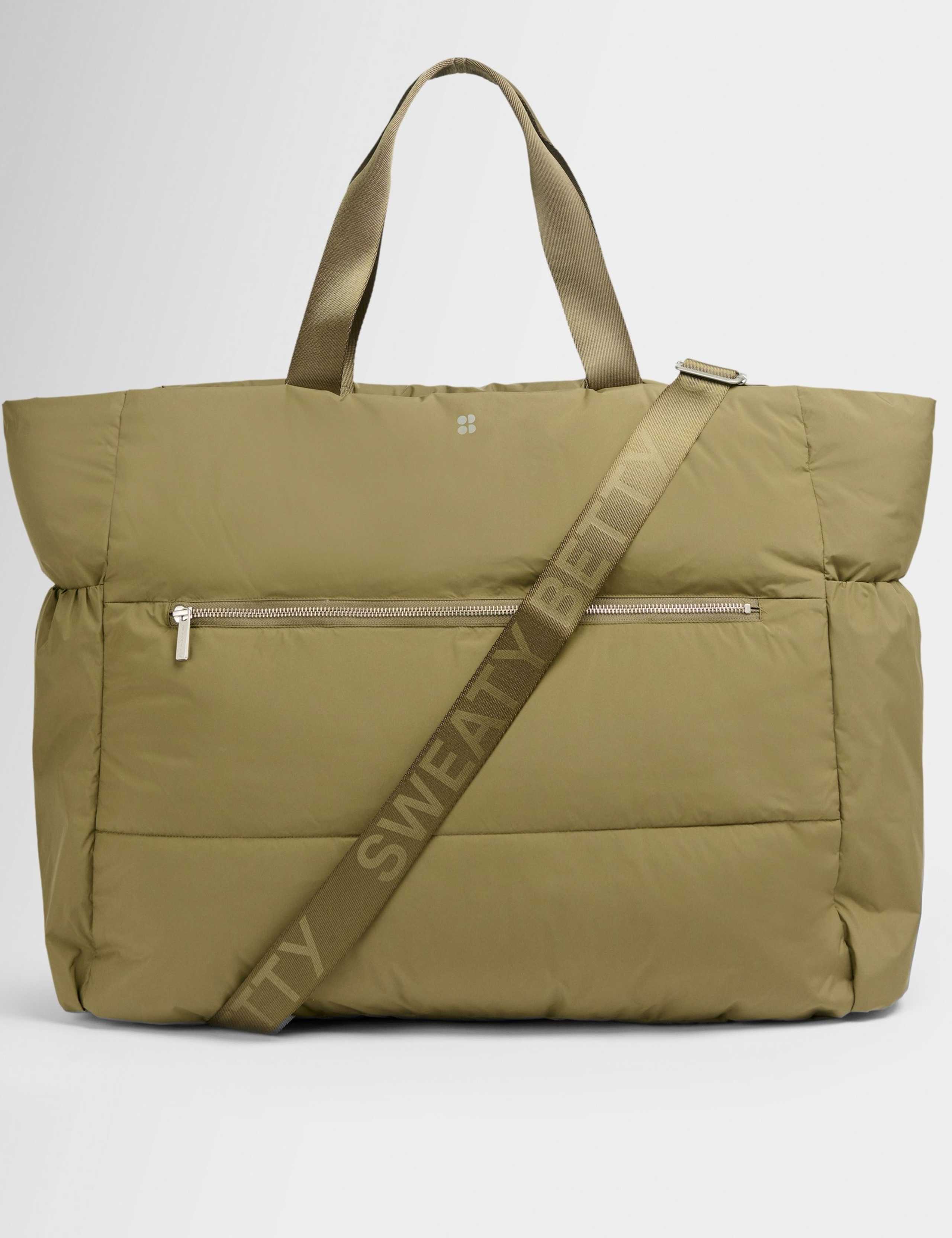 The Nimbus Roam Water Resistant Weekend Bag