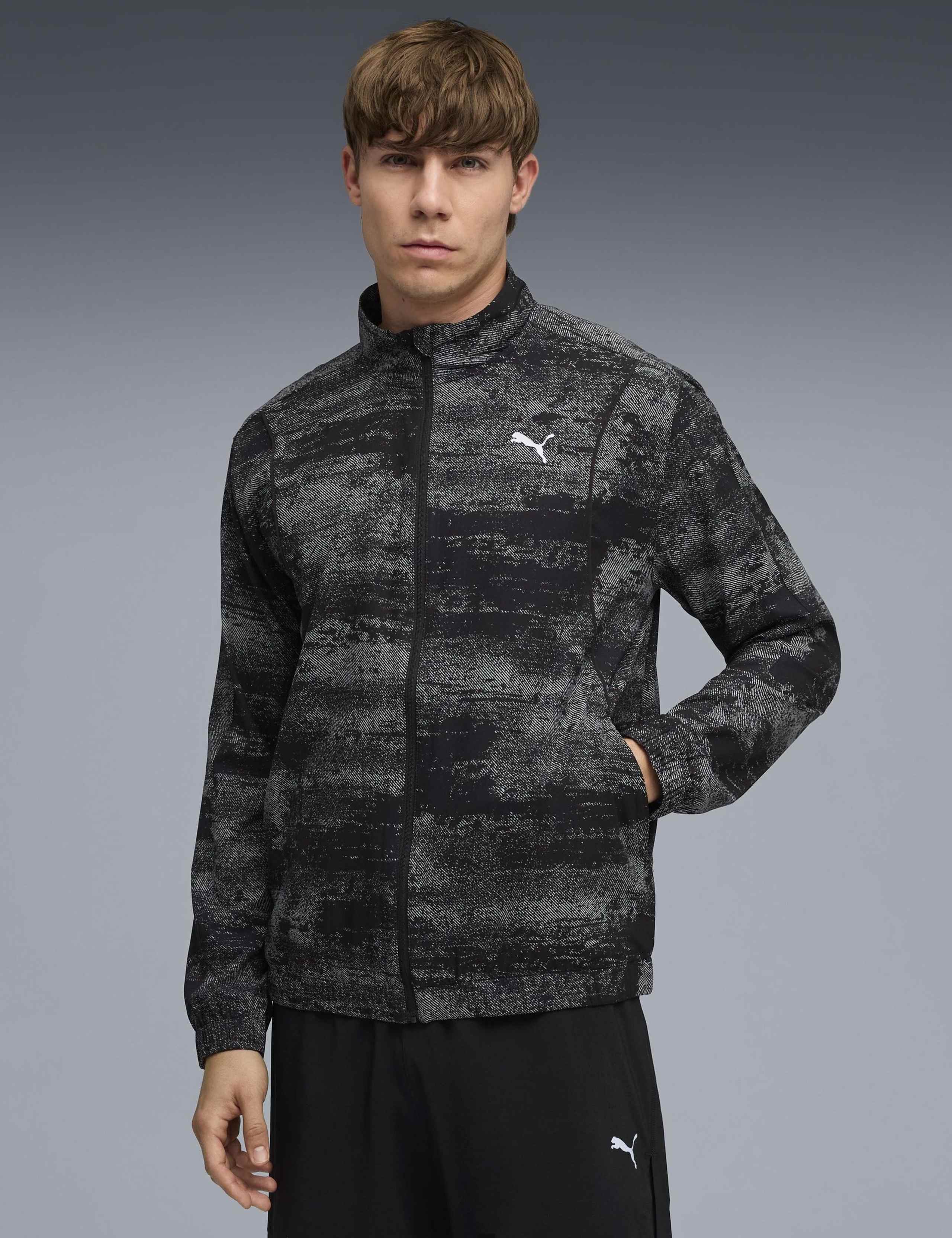 Run Velocity Graphic Print Sports Jacket