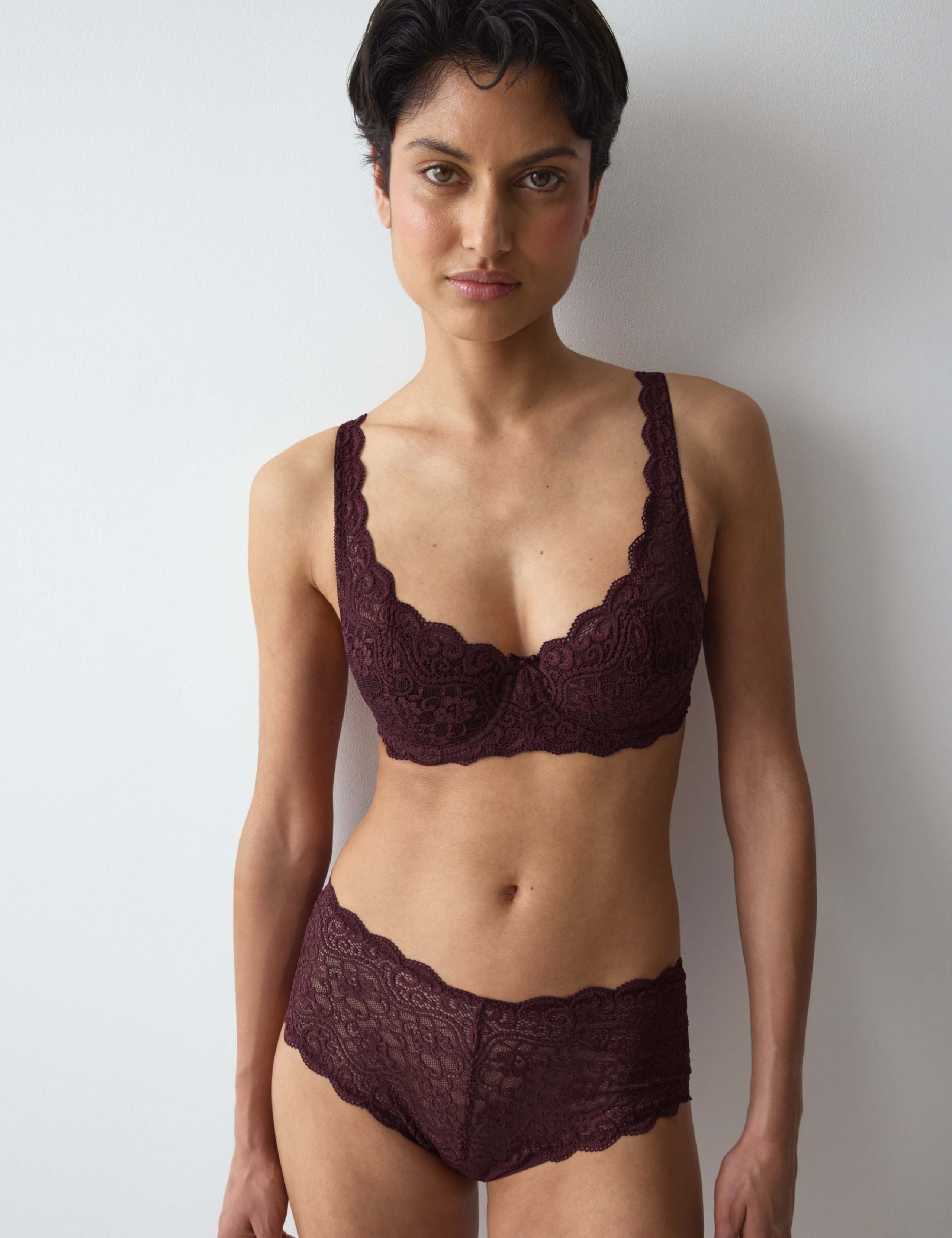 Amourette Lace Wired Half Padded Bra (A-DD)