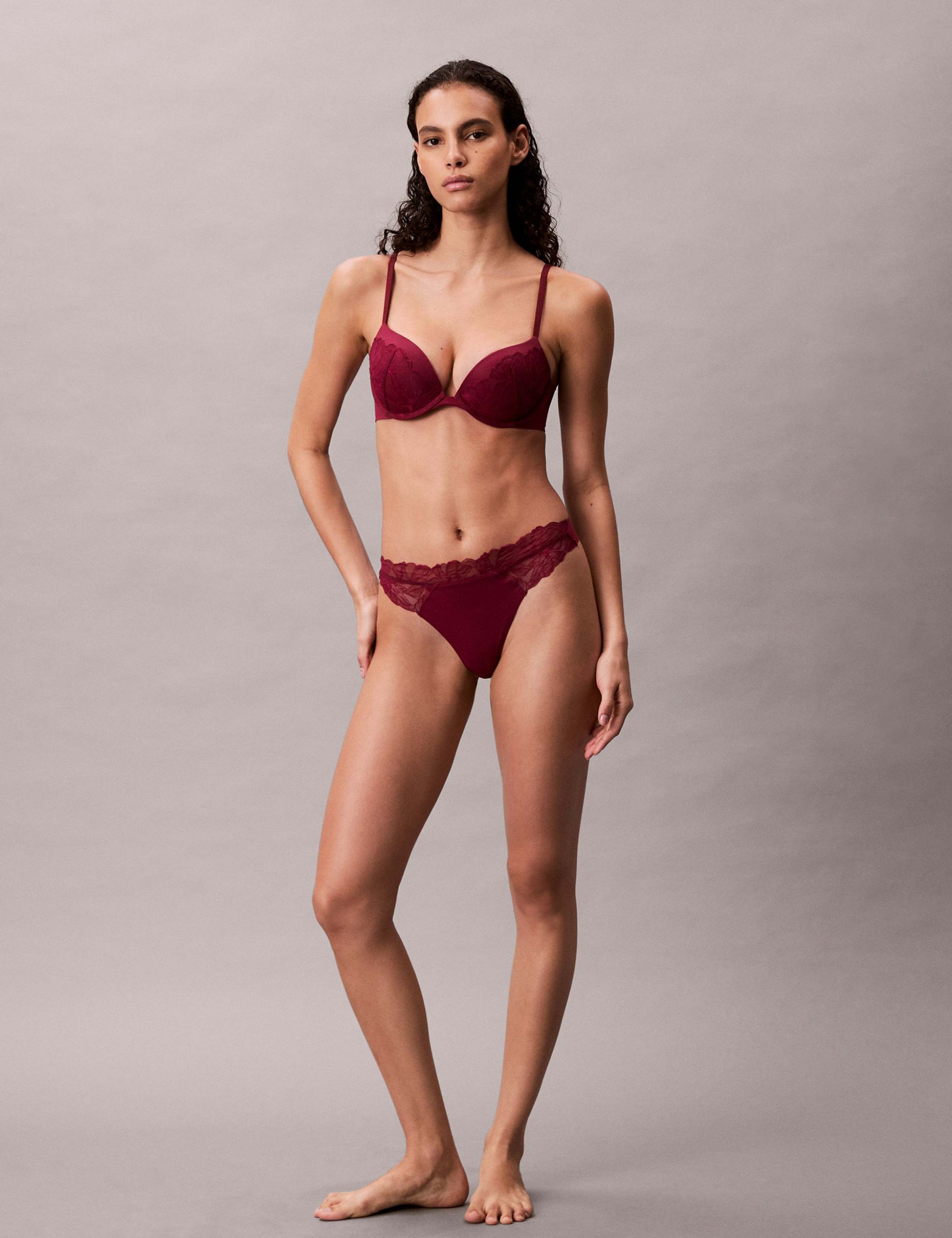 Perfectly Fit Lace Wired Push-Up Plunge Bra