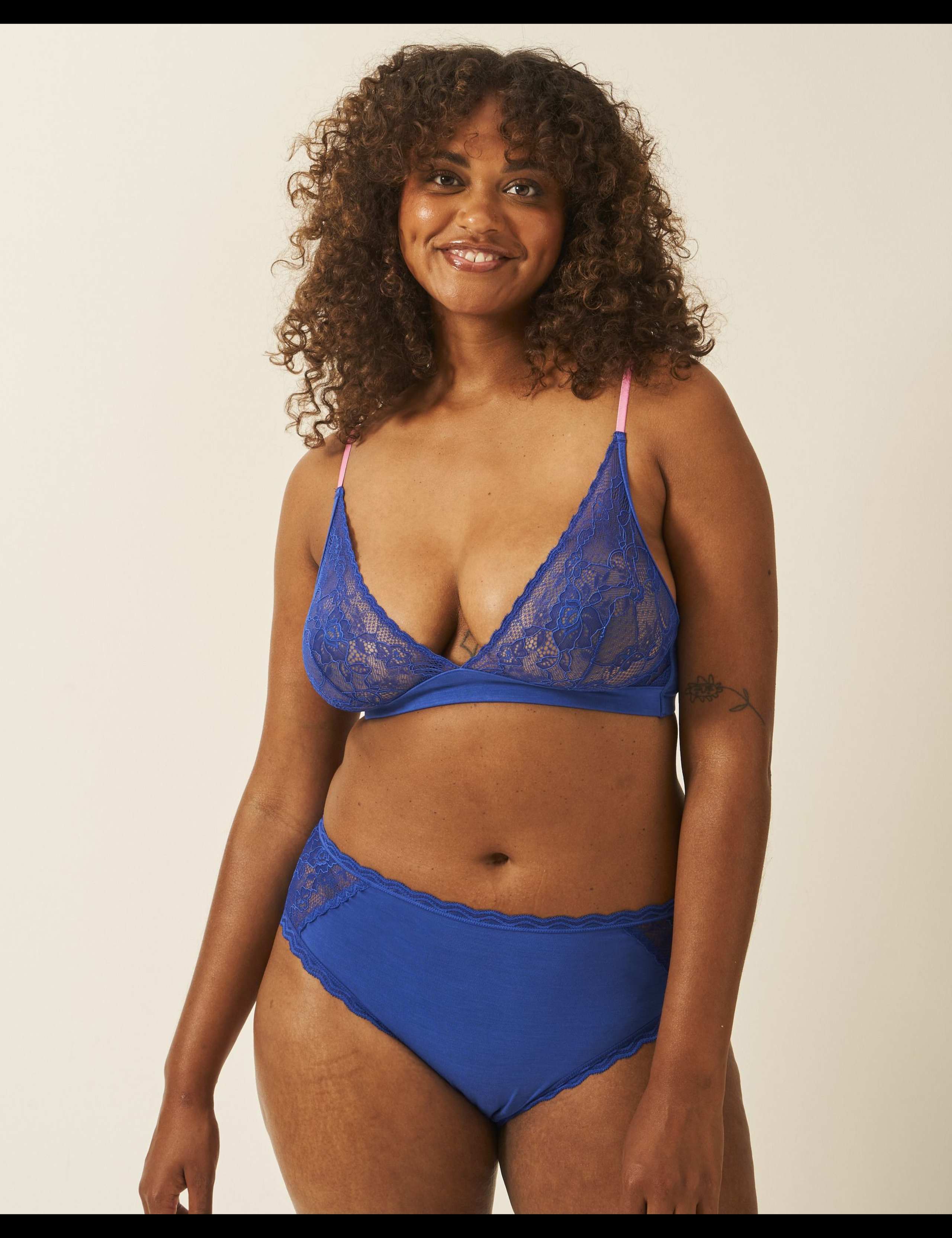 Lace Non Wired Triangle Bra XS-4XL