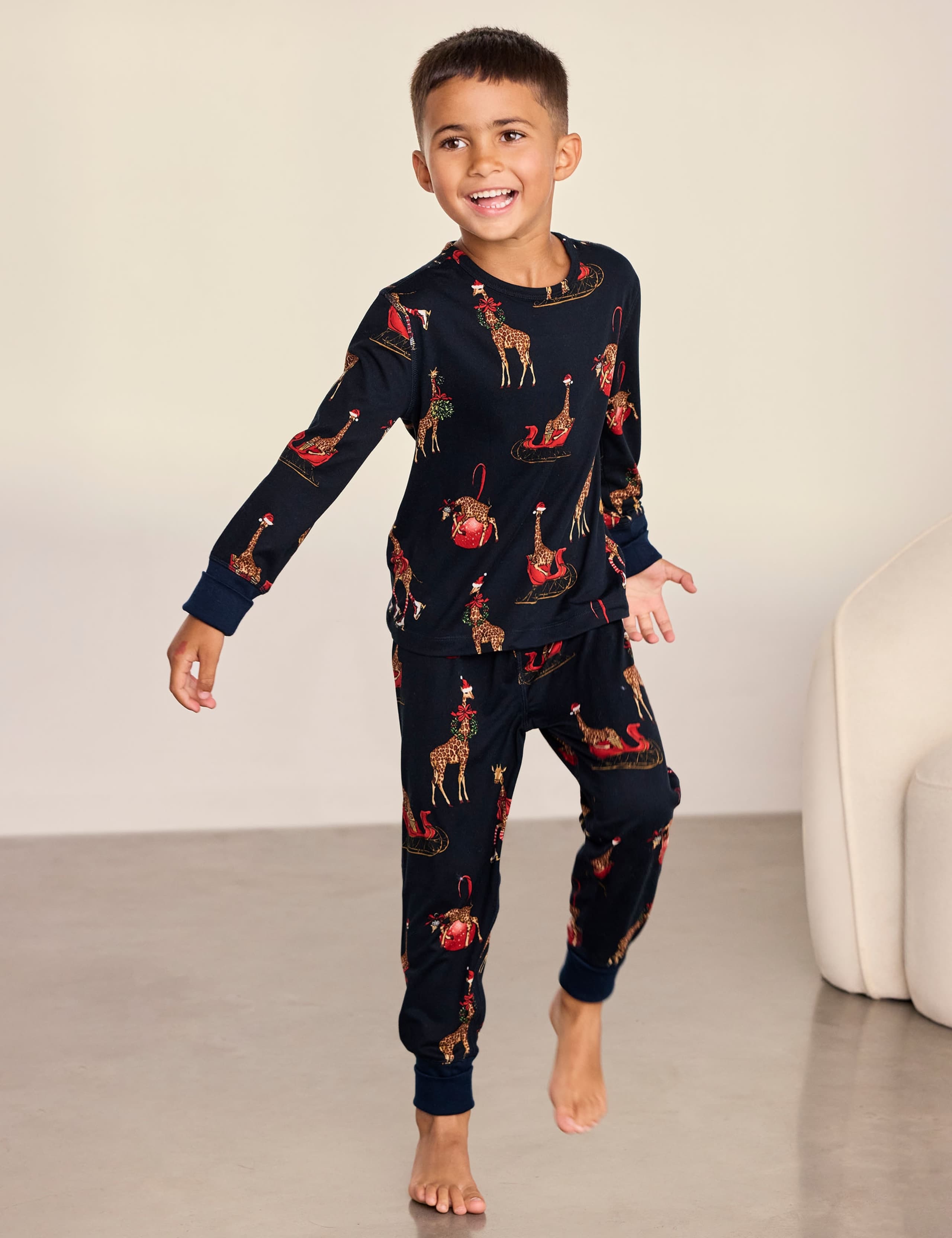 Family Christmas Giraffe Print
 Pyjama Set (6-16 Yrs)