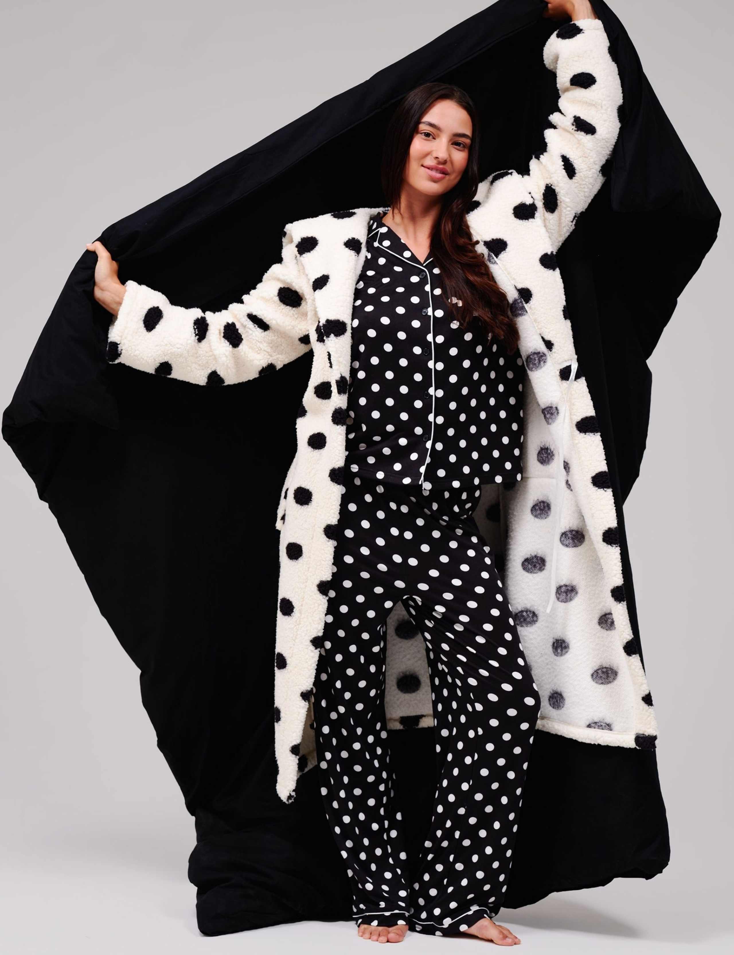 Fleece Polka Dot Hooded Dressing Gown
