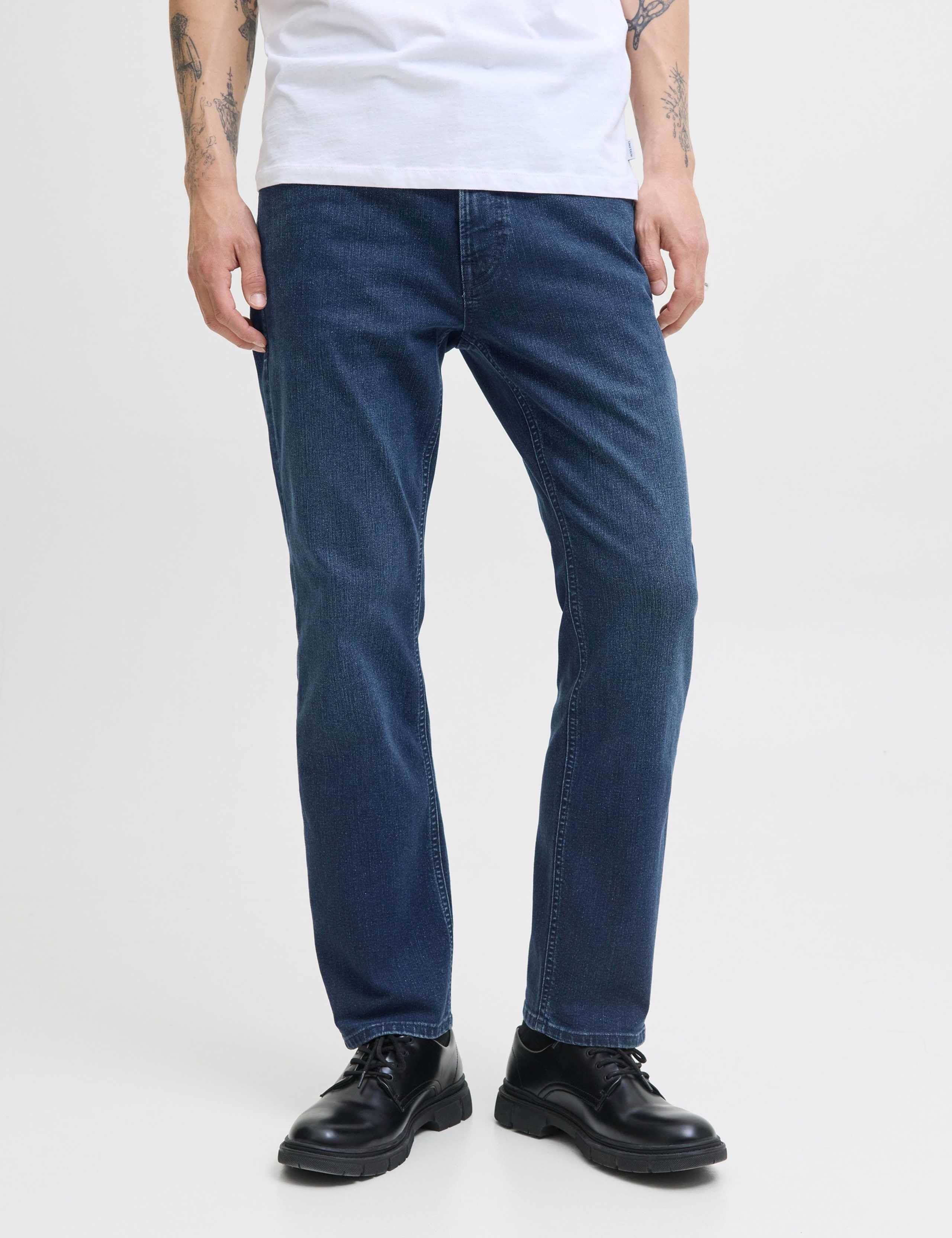 Regular Fit 5 Pocket Stretch Jeans