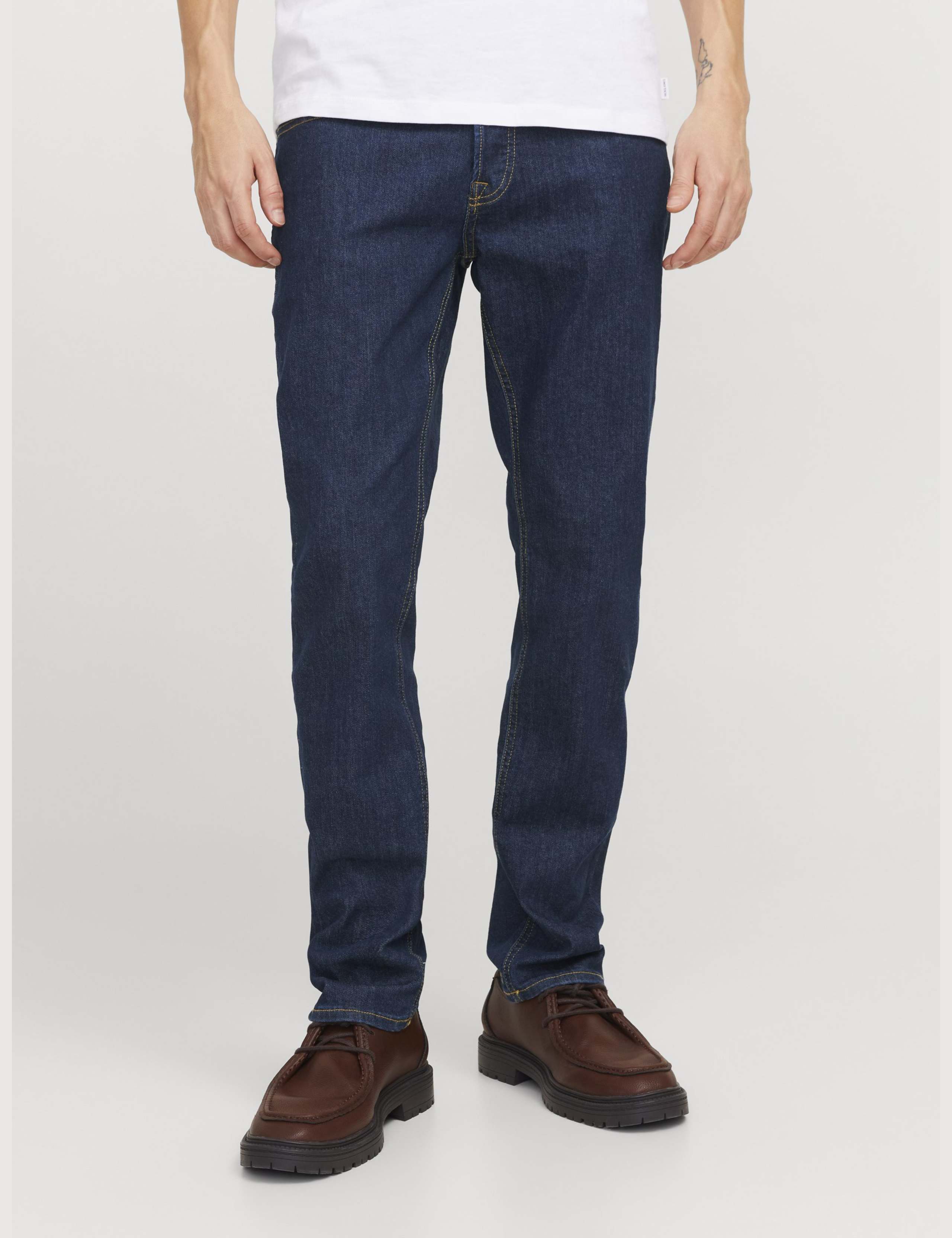 Slim Fit Stretch 5 Pocket Jeans