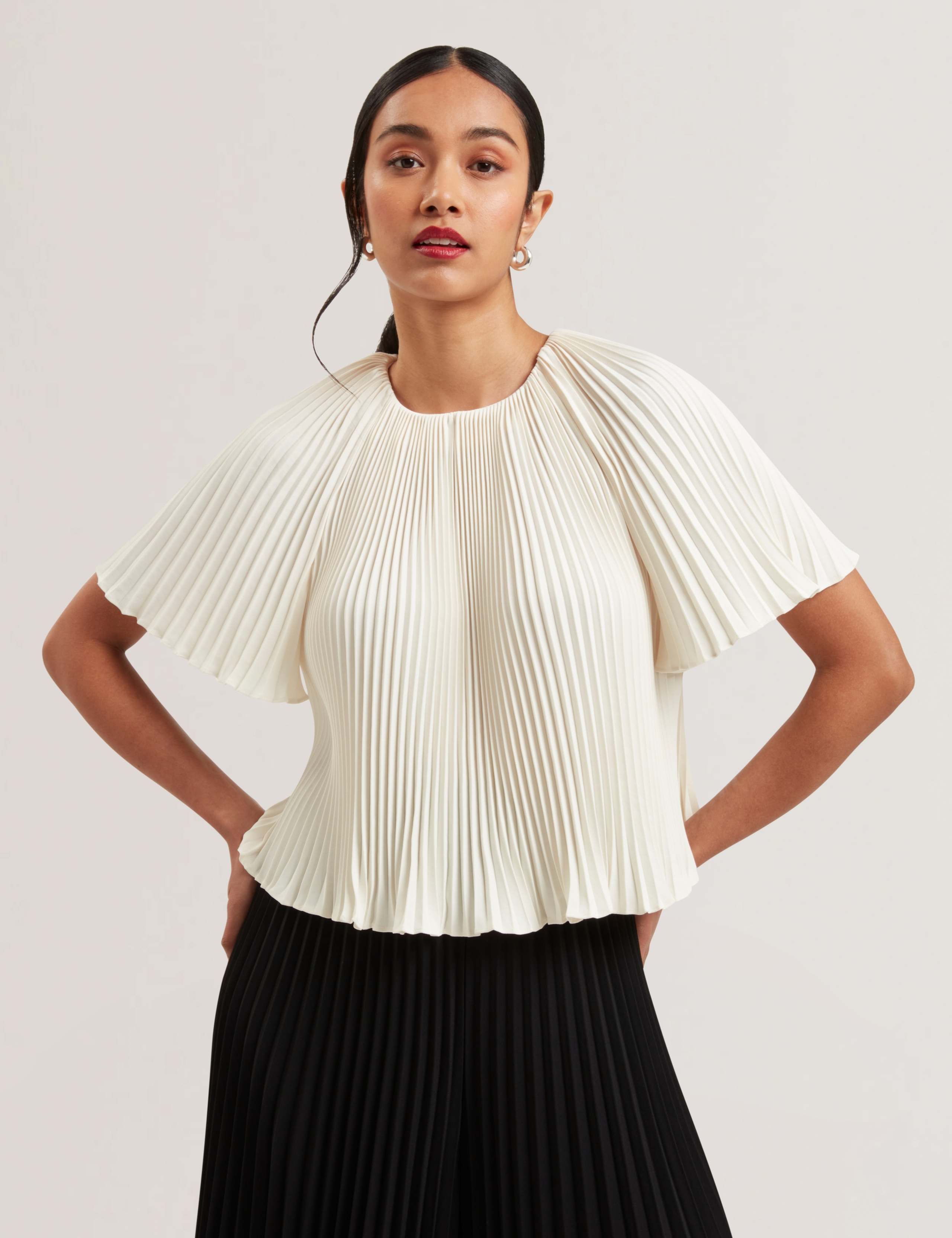 Crepe Pleated Keyhole Blouse