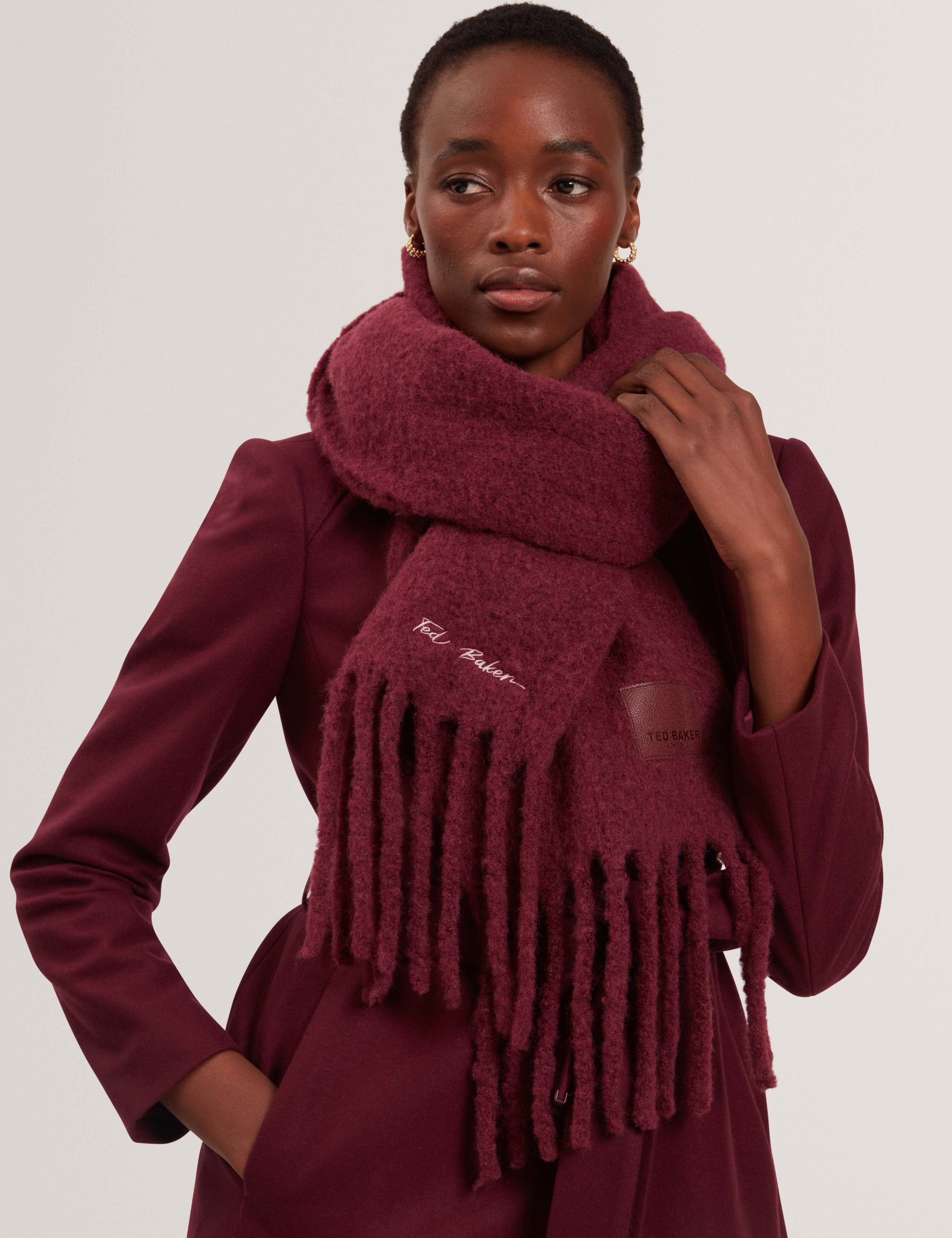 Textured Blanket Fringed Scarf with Wool