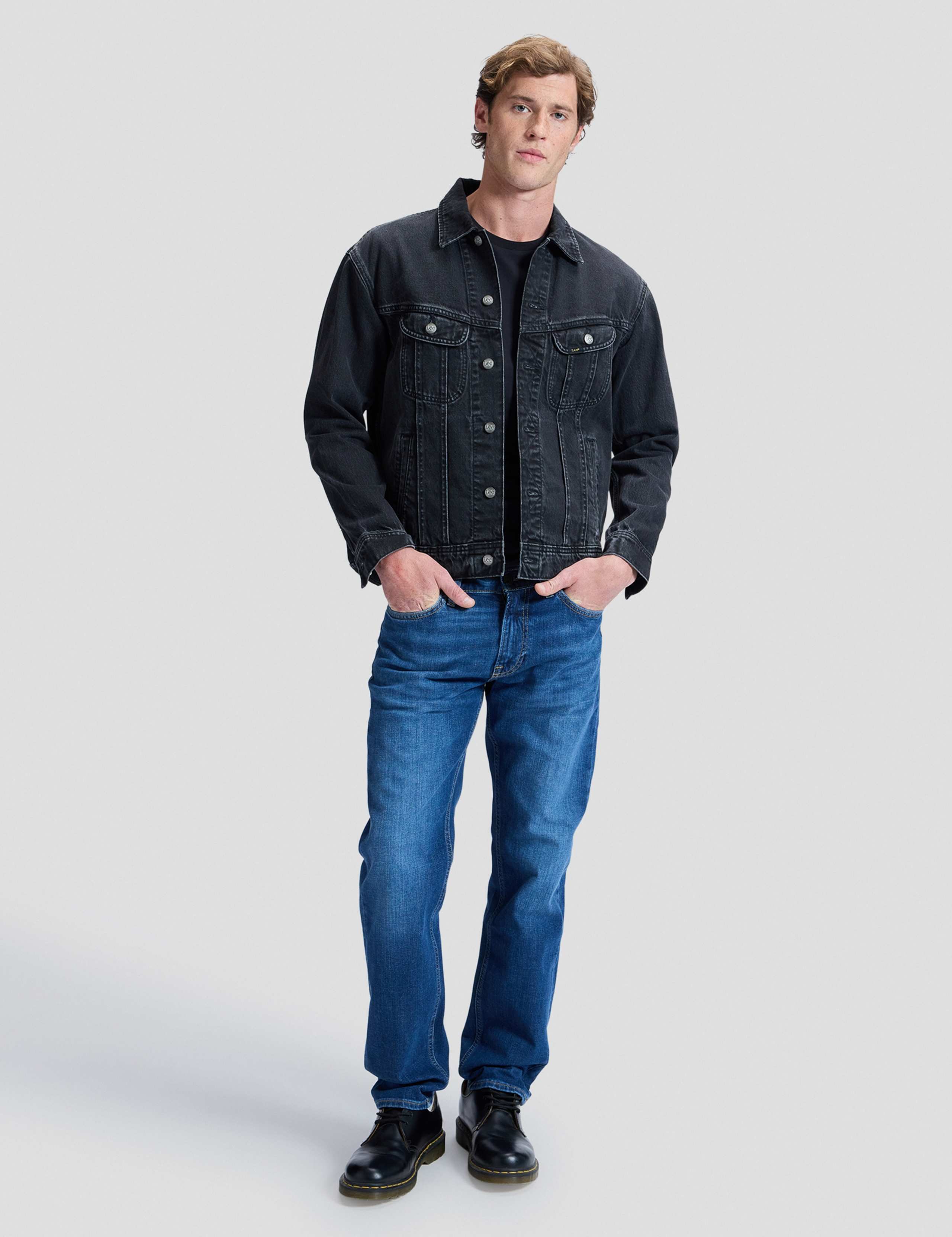 Daren Straight Leg Jeans