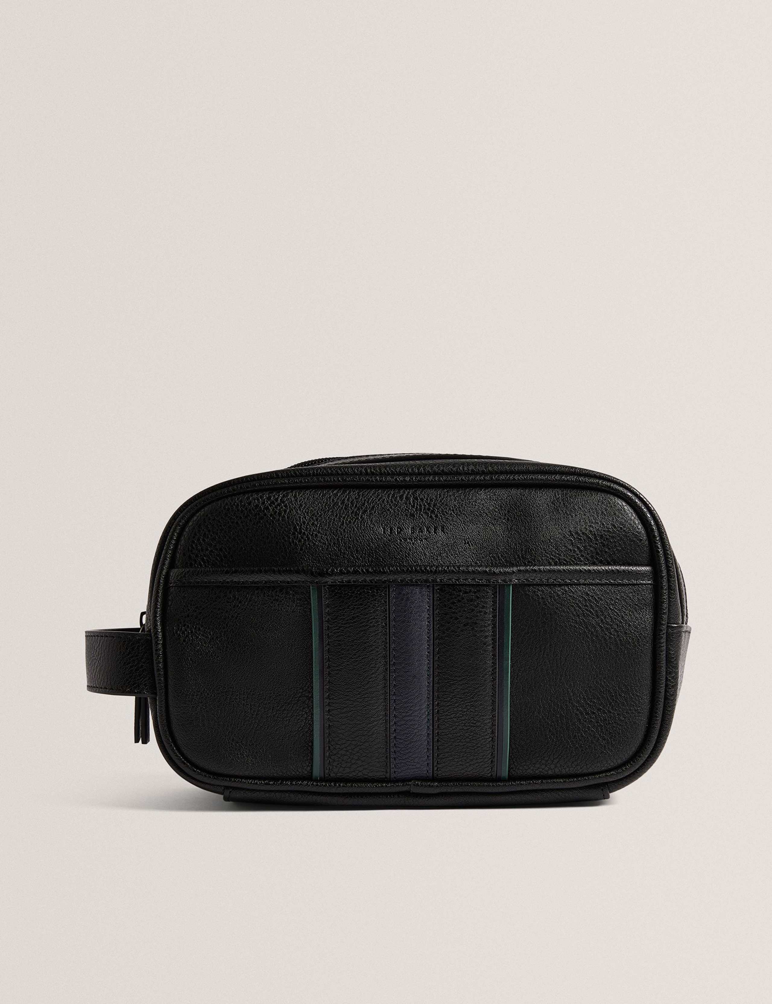 Textured Washbag