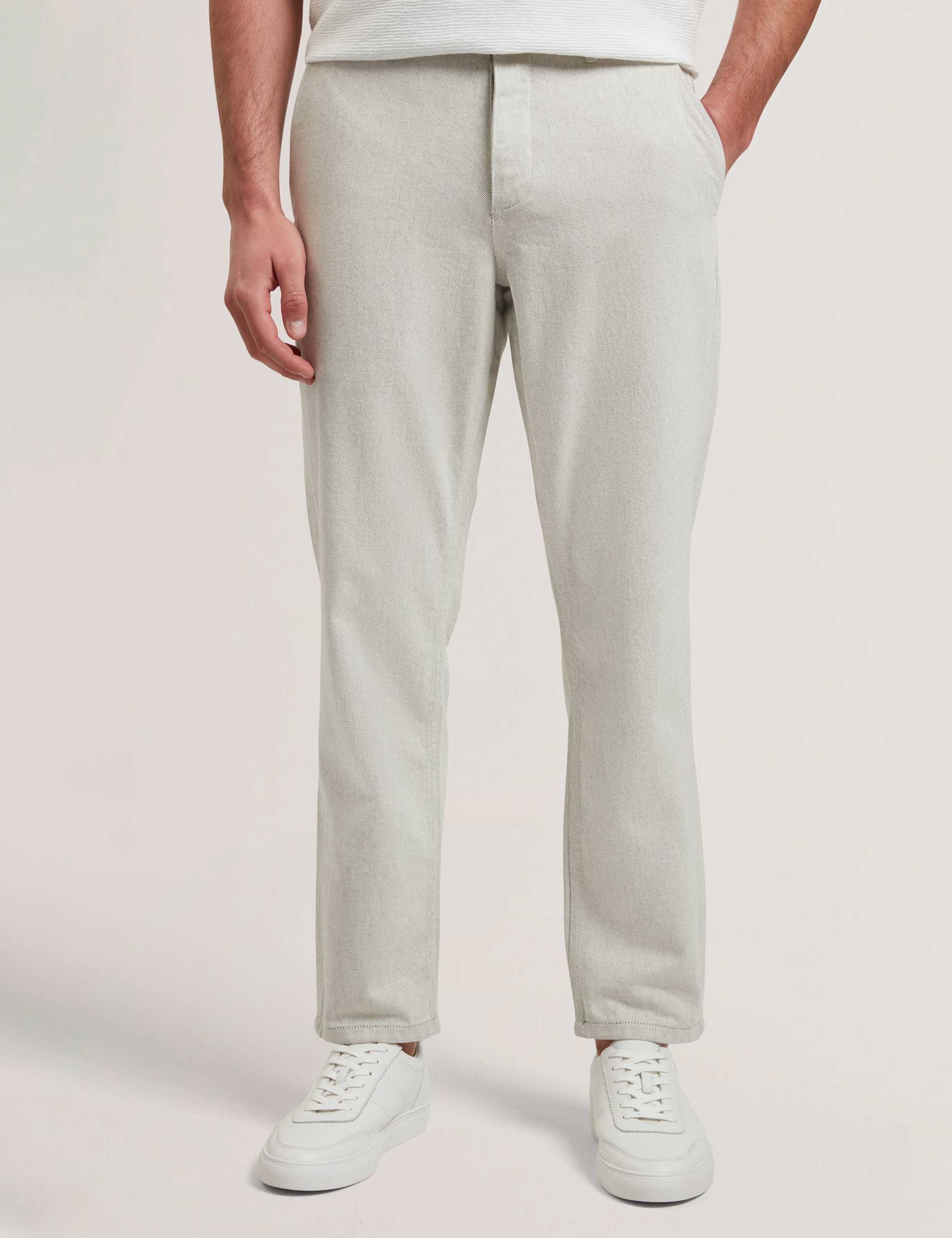 Straight Fit Cotton Chinos