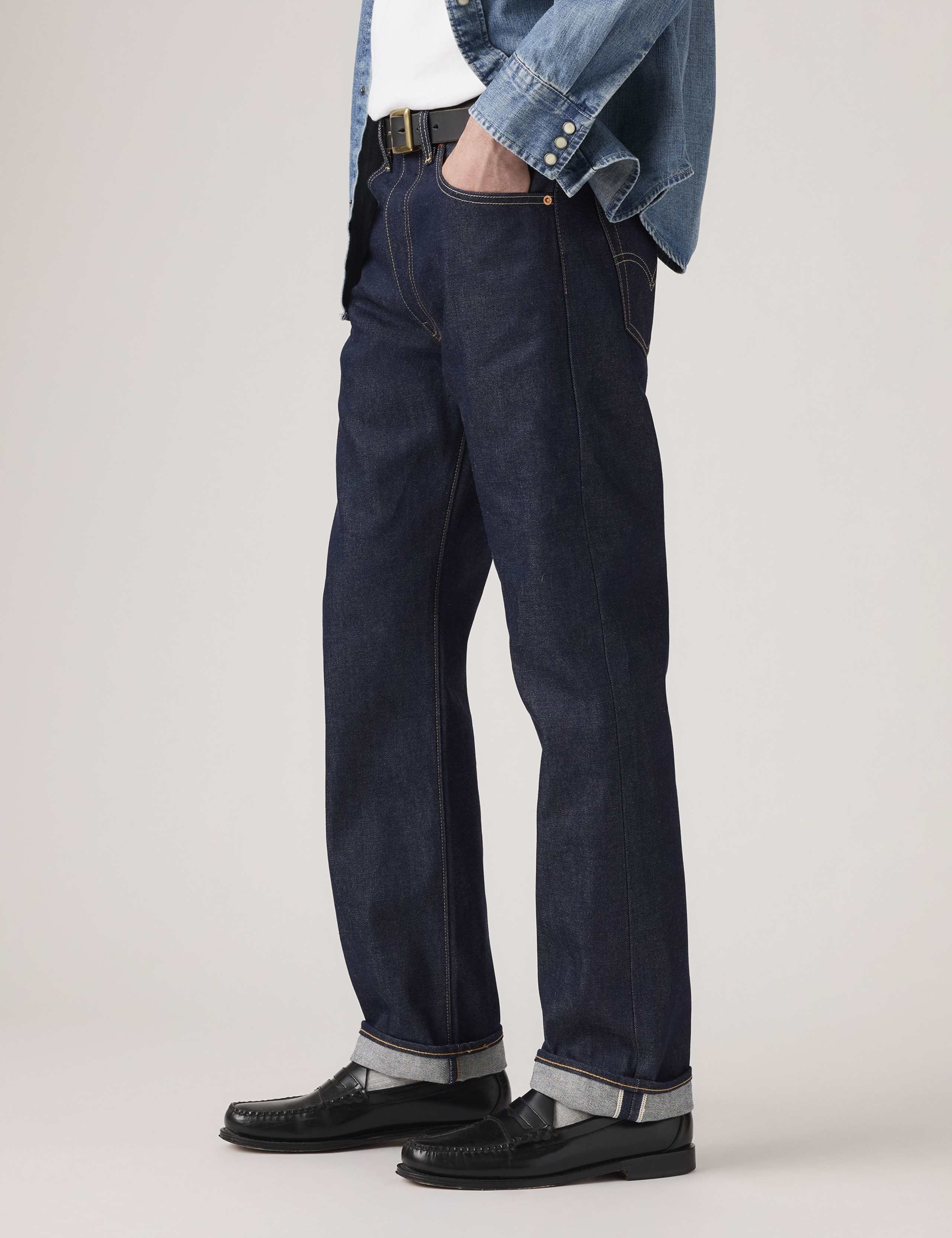 501® Straight Fit Jeans