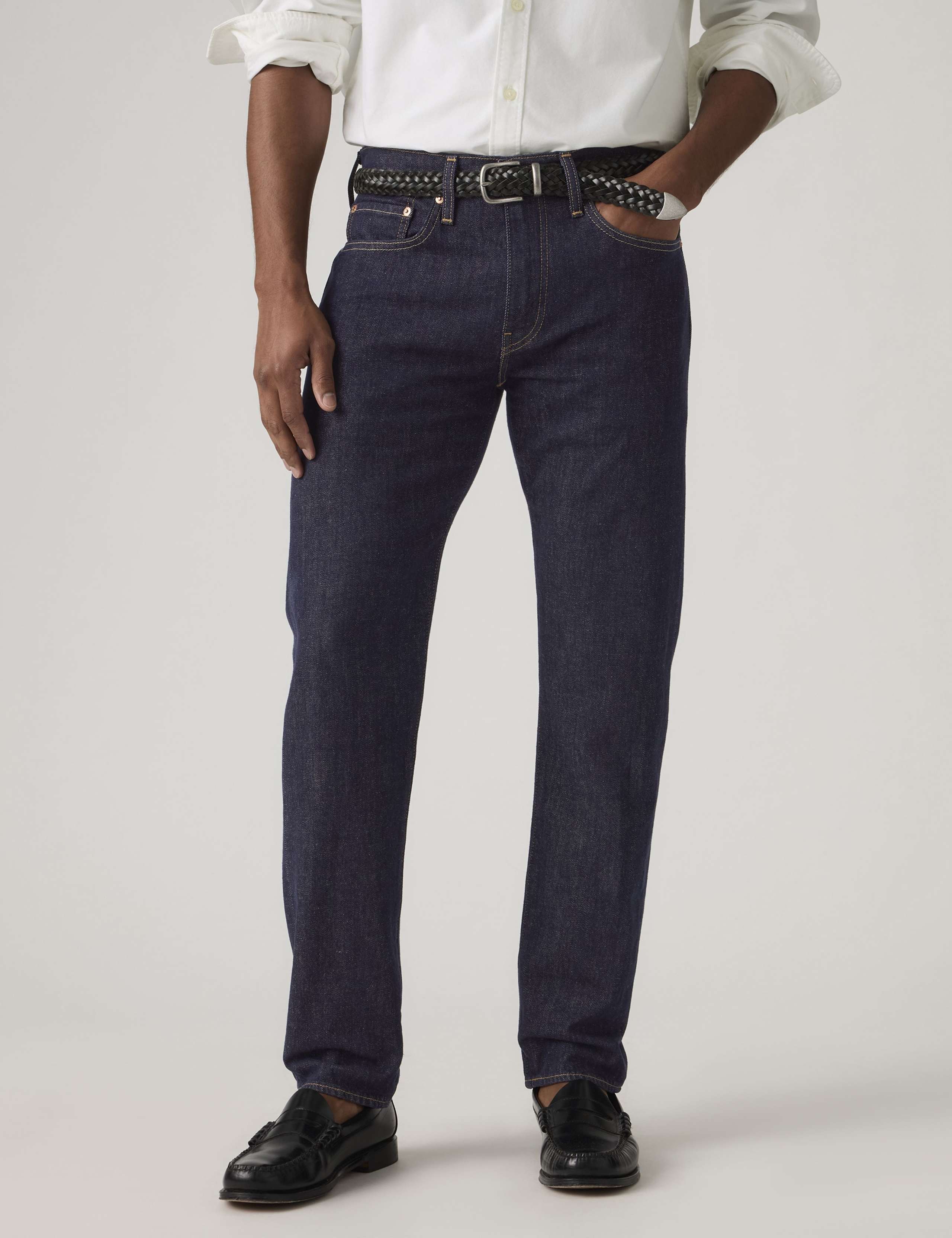 502 Tapered Jeans