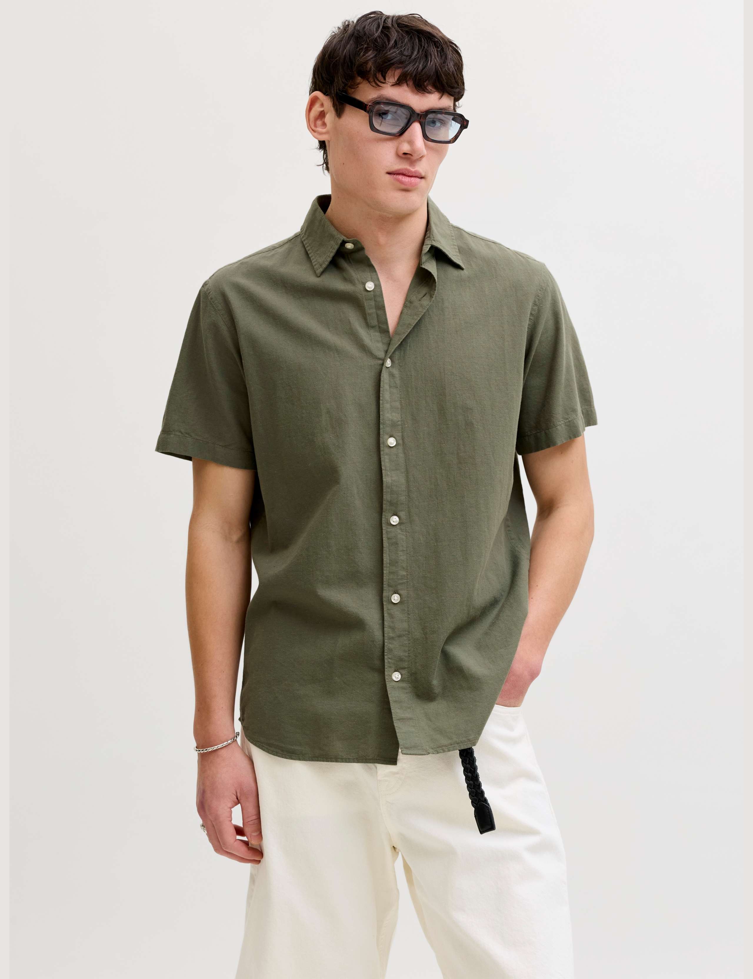 Regular Fit Linen Blend Short Sleeve Shirt