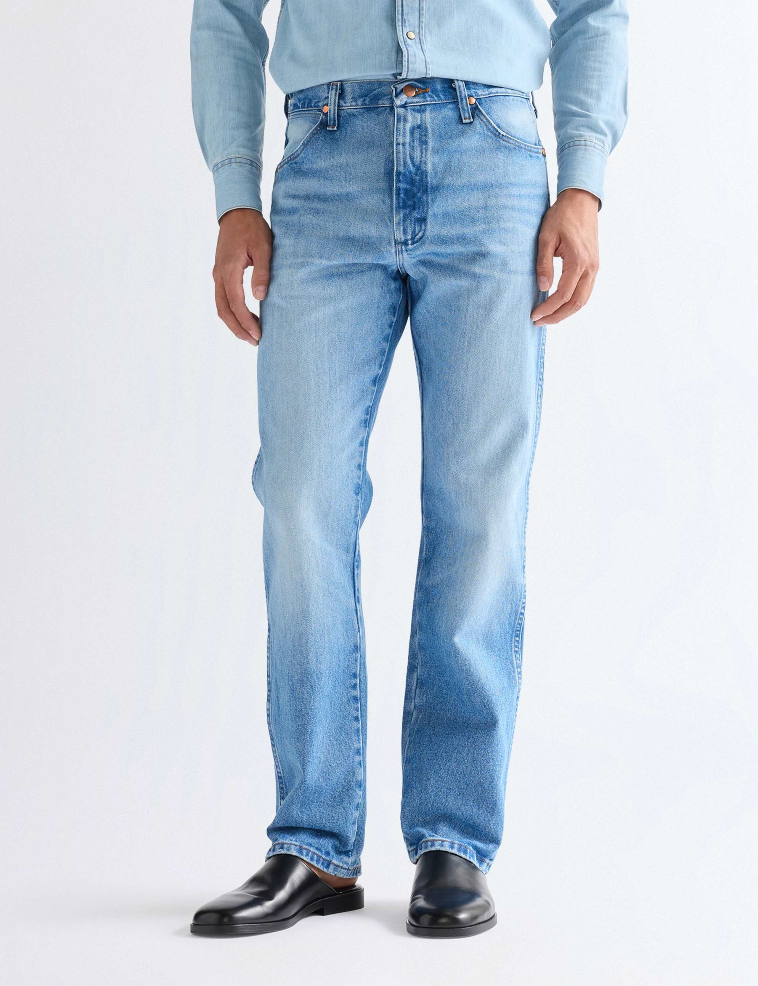 13MWZ Tapered Fit 5 Pocket Jeans