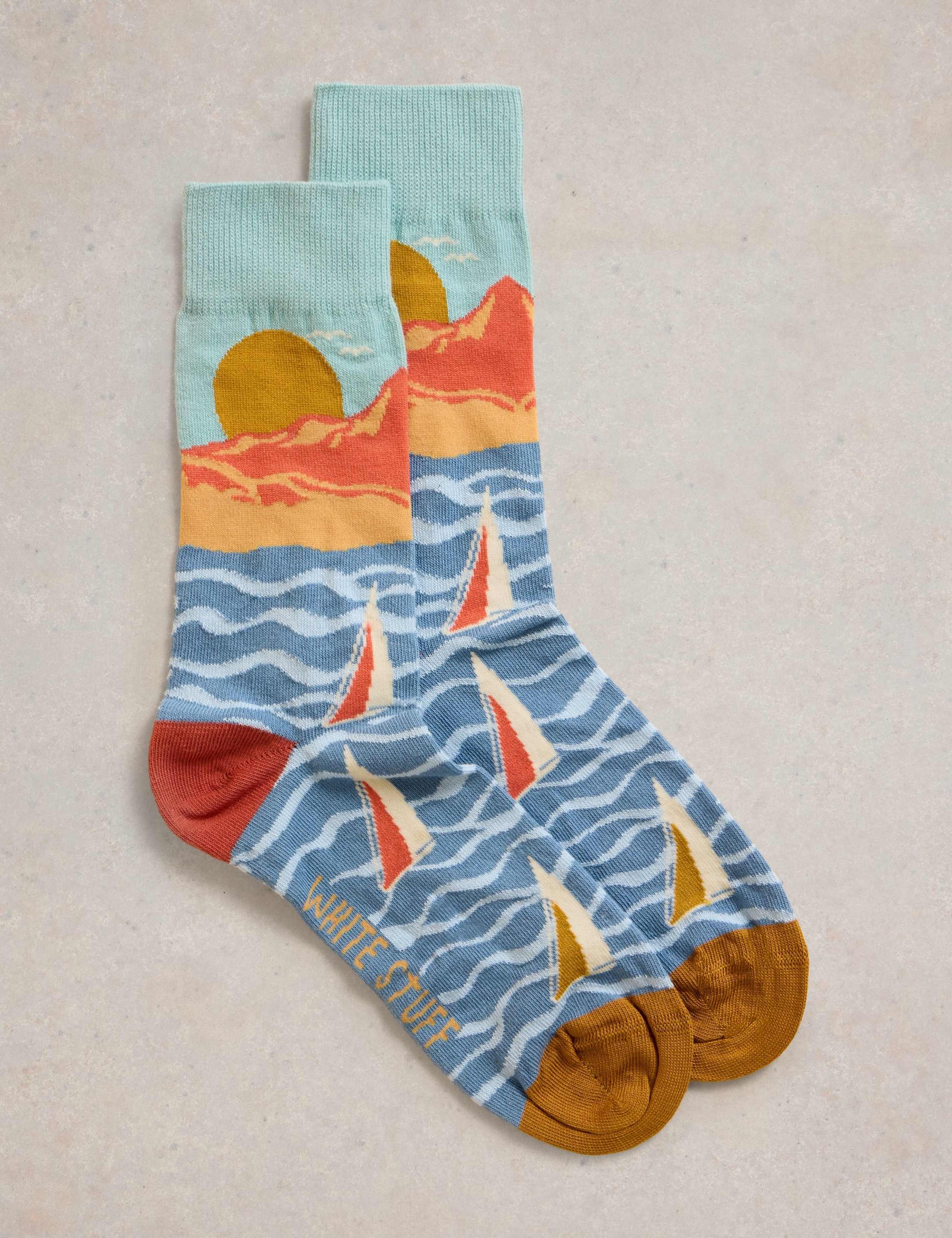 Sailing Scene Cotton Rich Socks