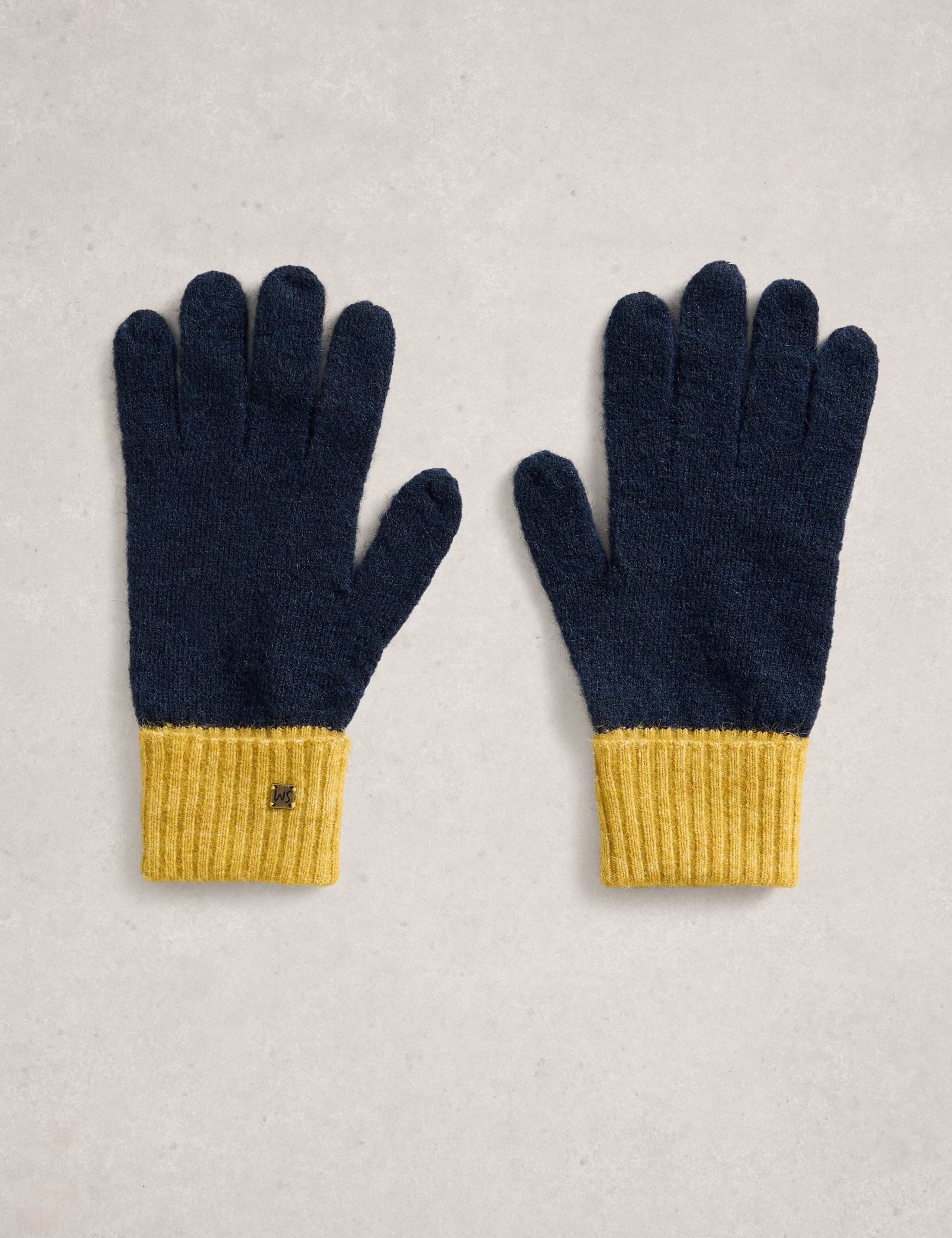 Wool Rich Knitted Gloves