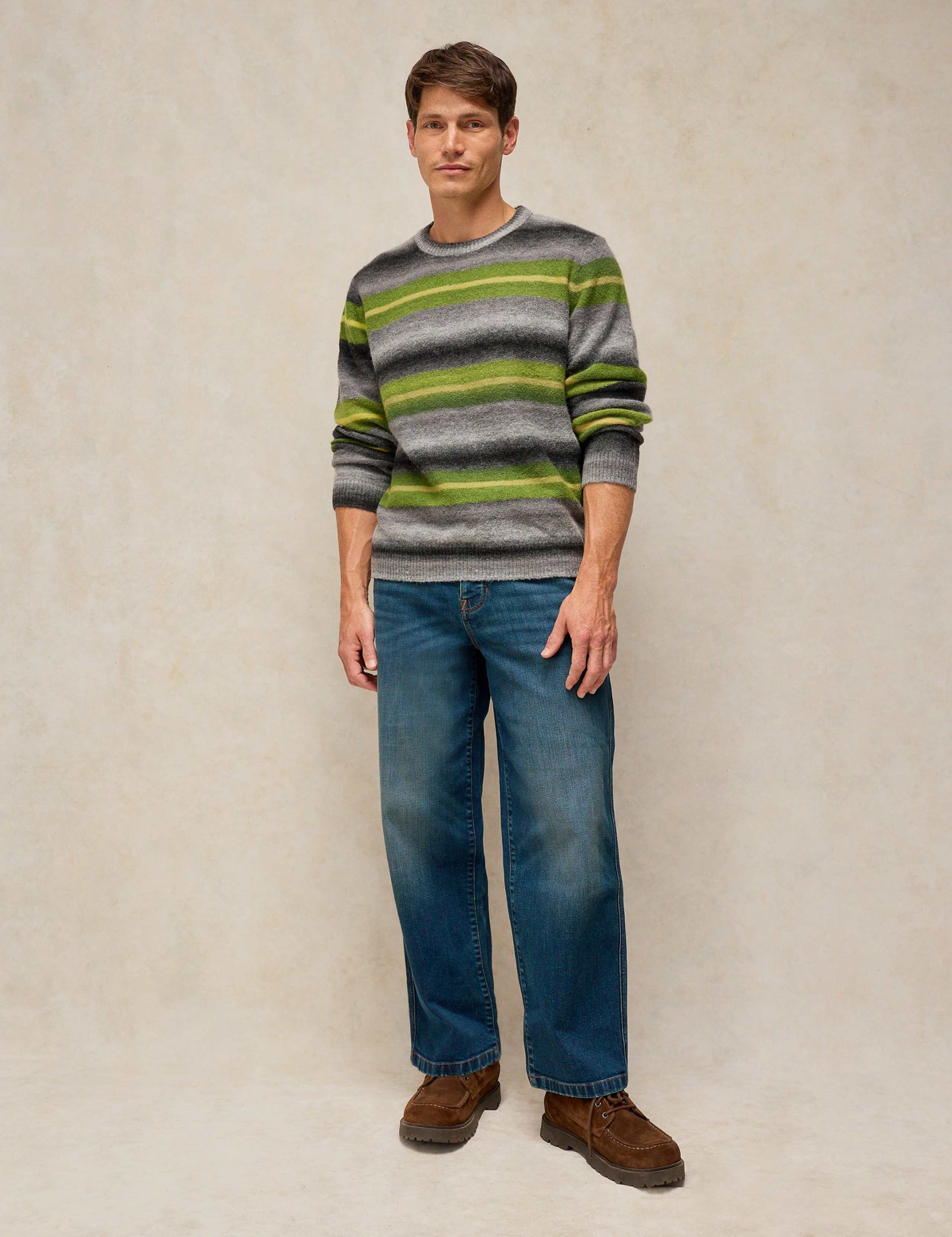 Regular Fit Wide Leg Jeans