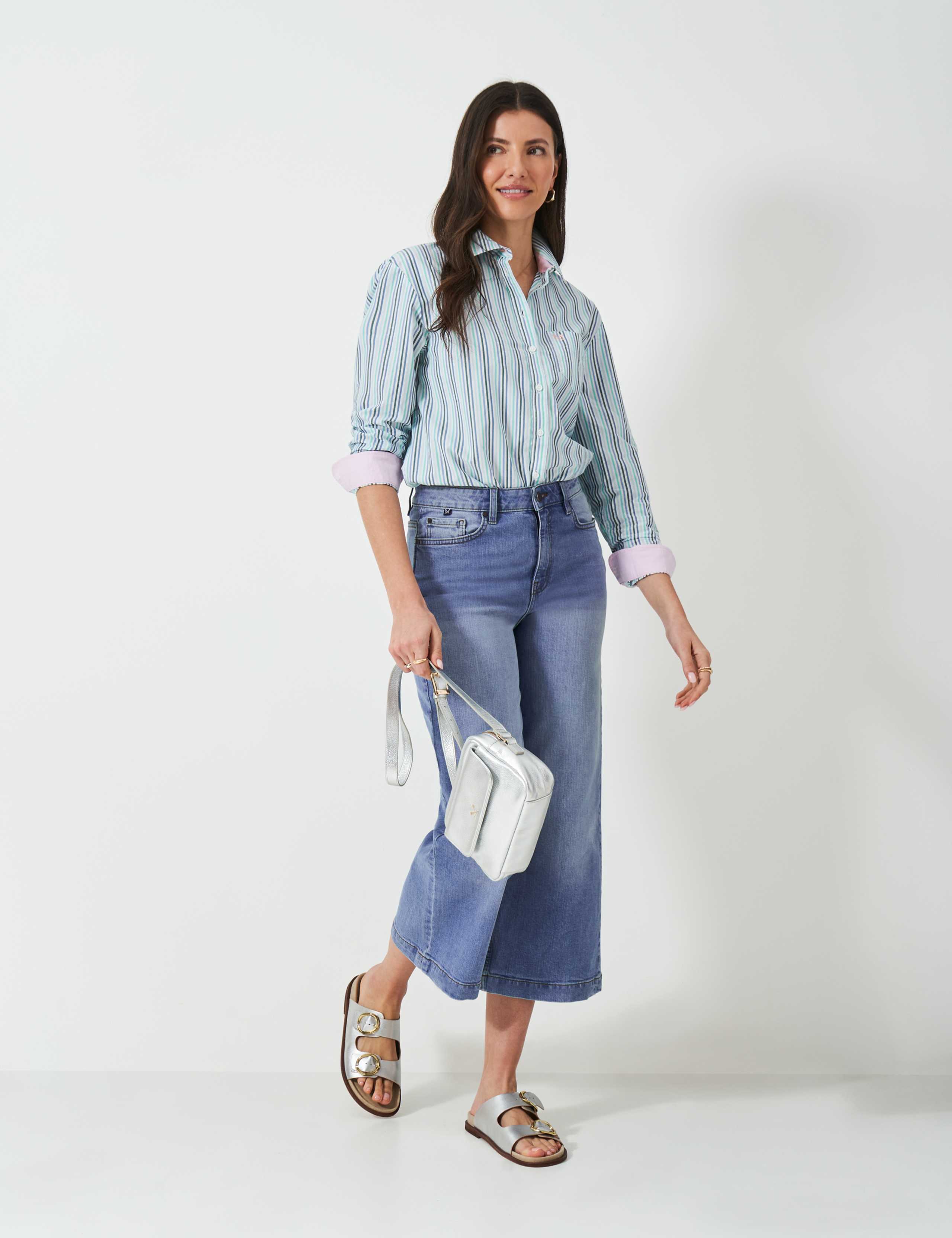 Relaxed High Waisted Cropped Jeans