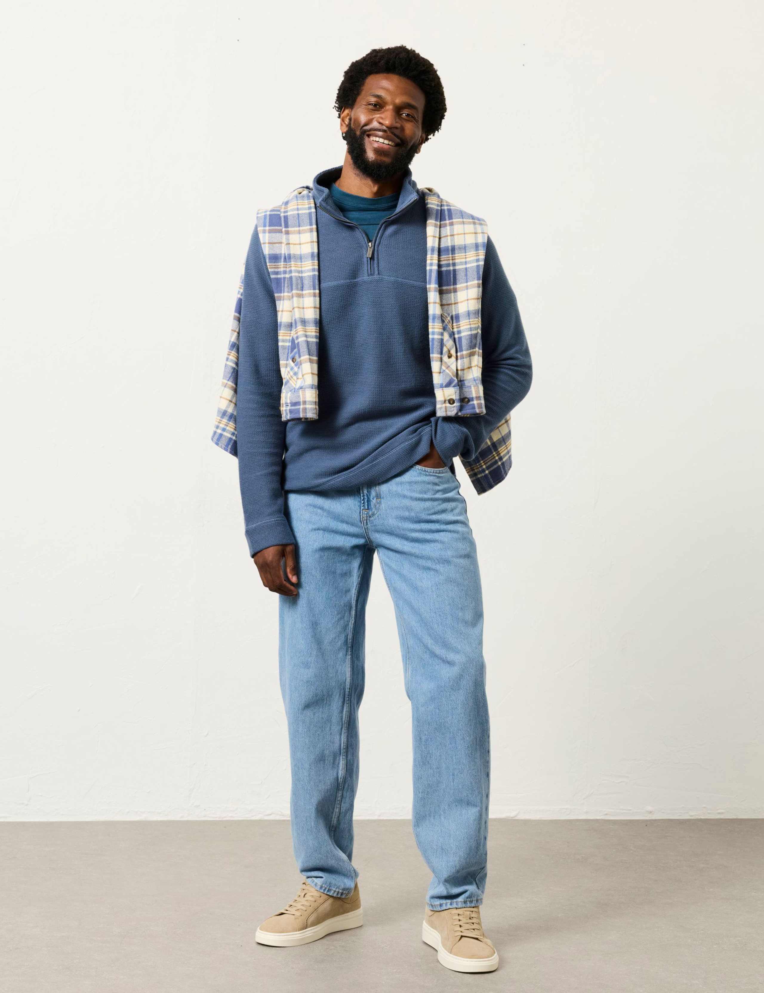 Tapered Fit 5 Pocket Jeans