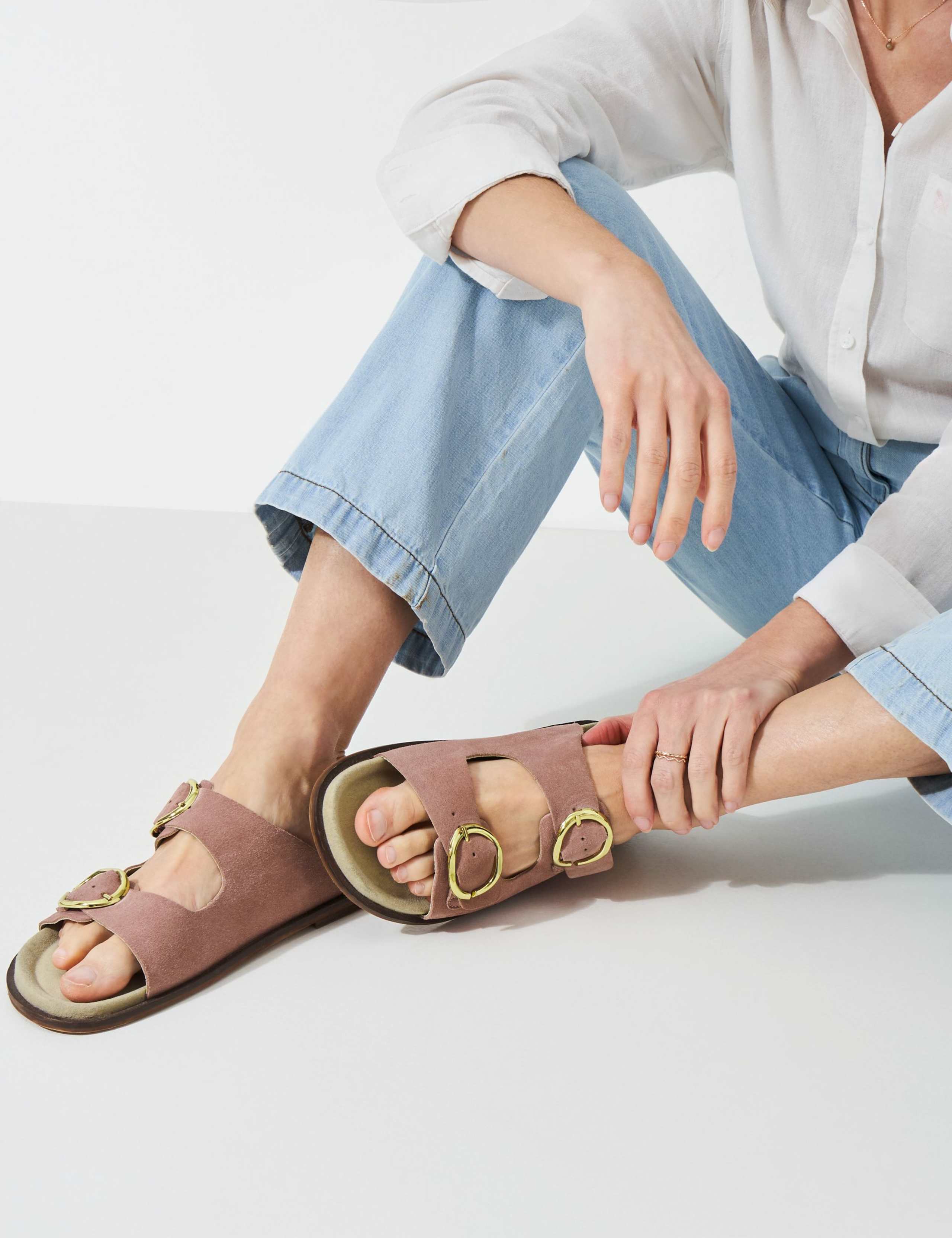 Suede Buckle Flat Sandals