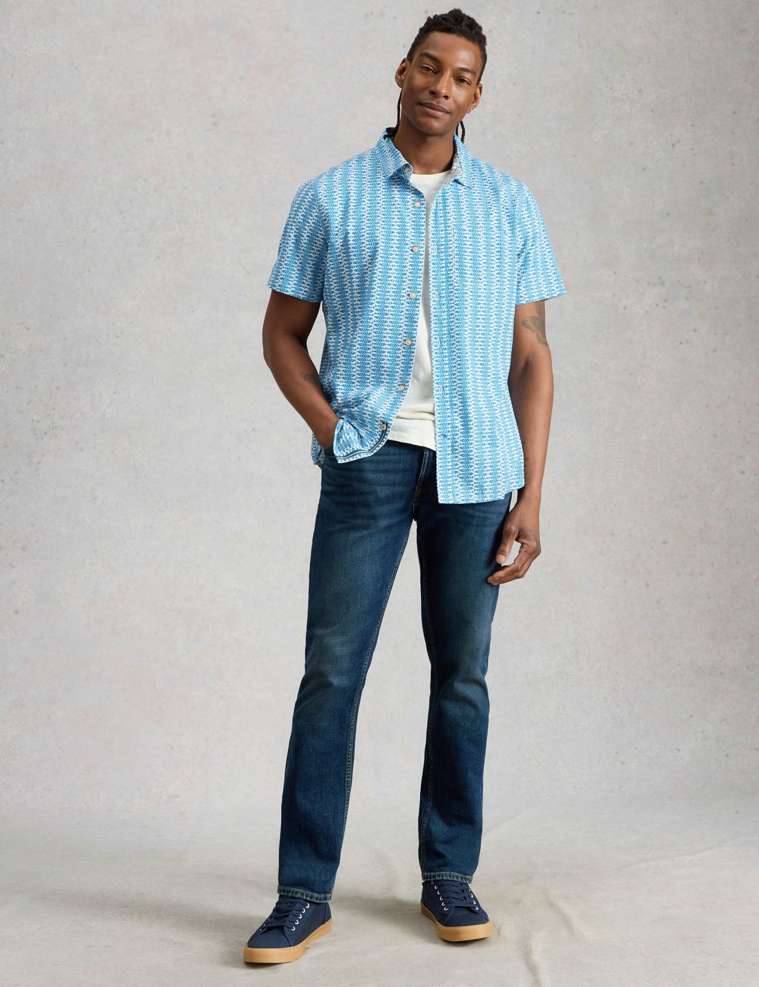 Slim Fit Fish Print Short Sleeve Shirt