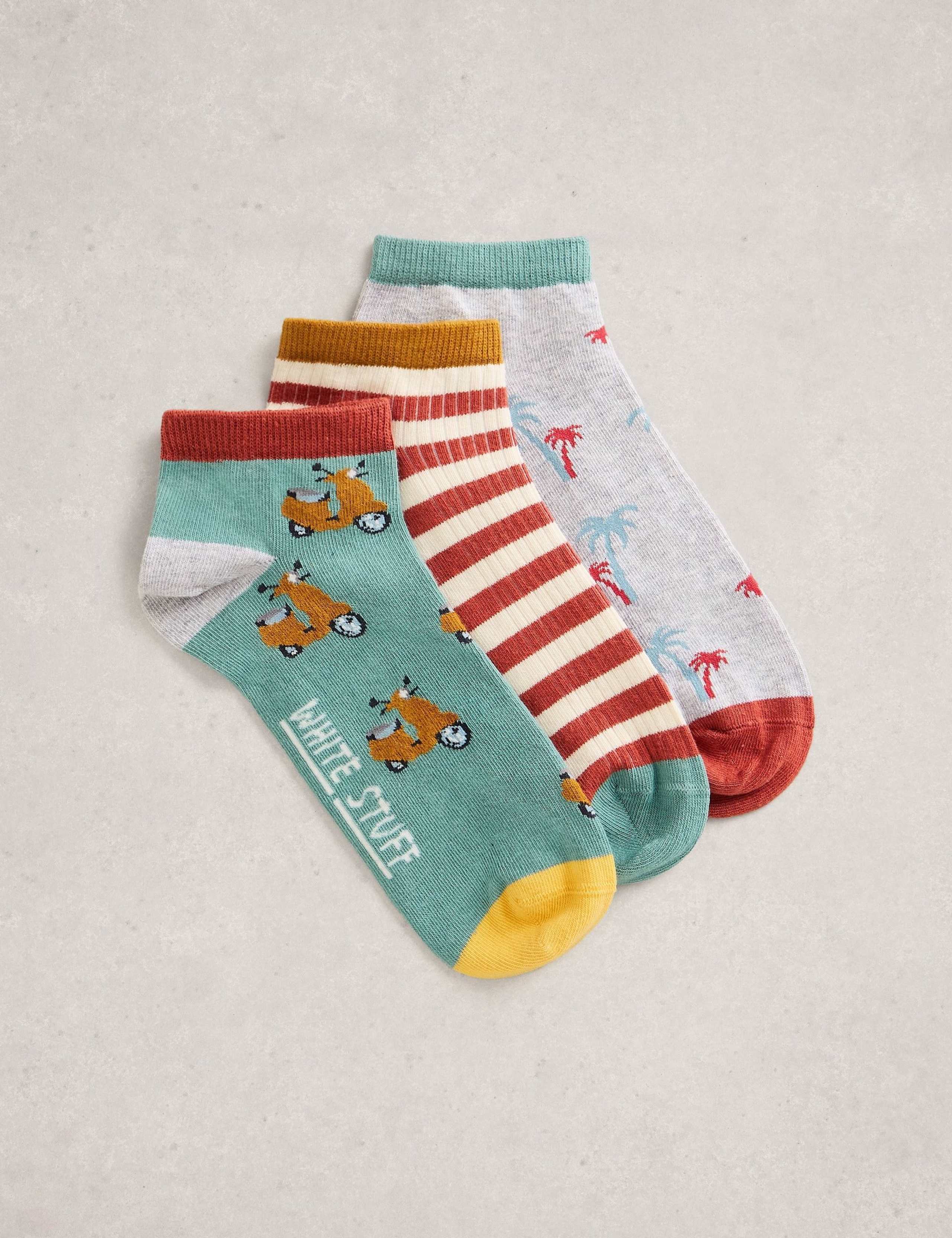 3 Pack Novelty Cotton Rich Trainer Socks