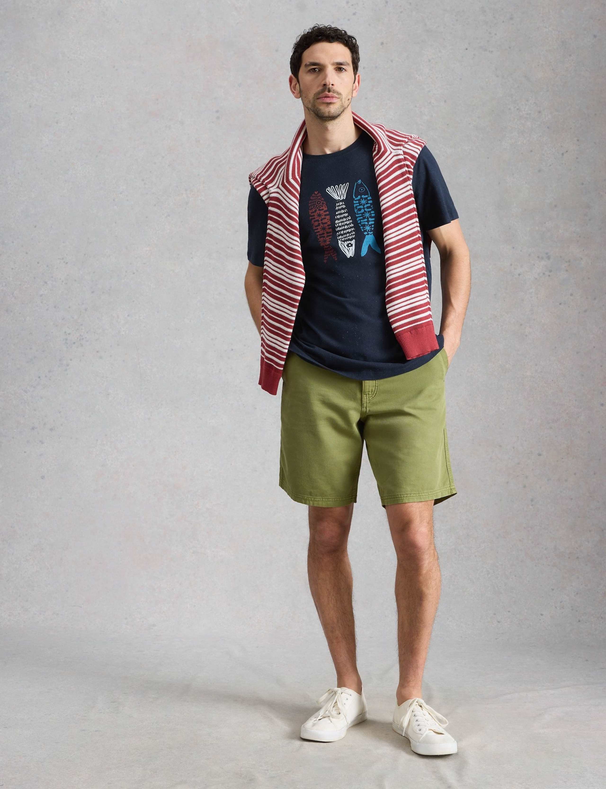 Pure Cotton Fish Graphic Crew Neck T-Shirt