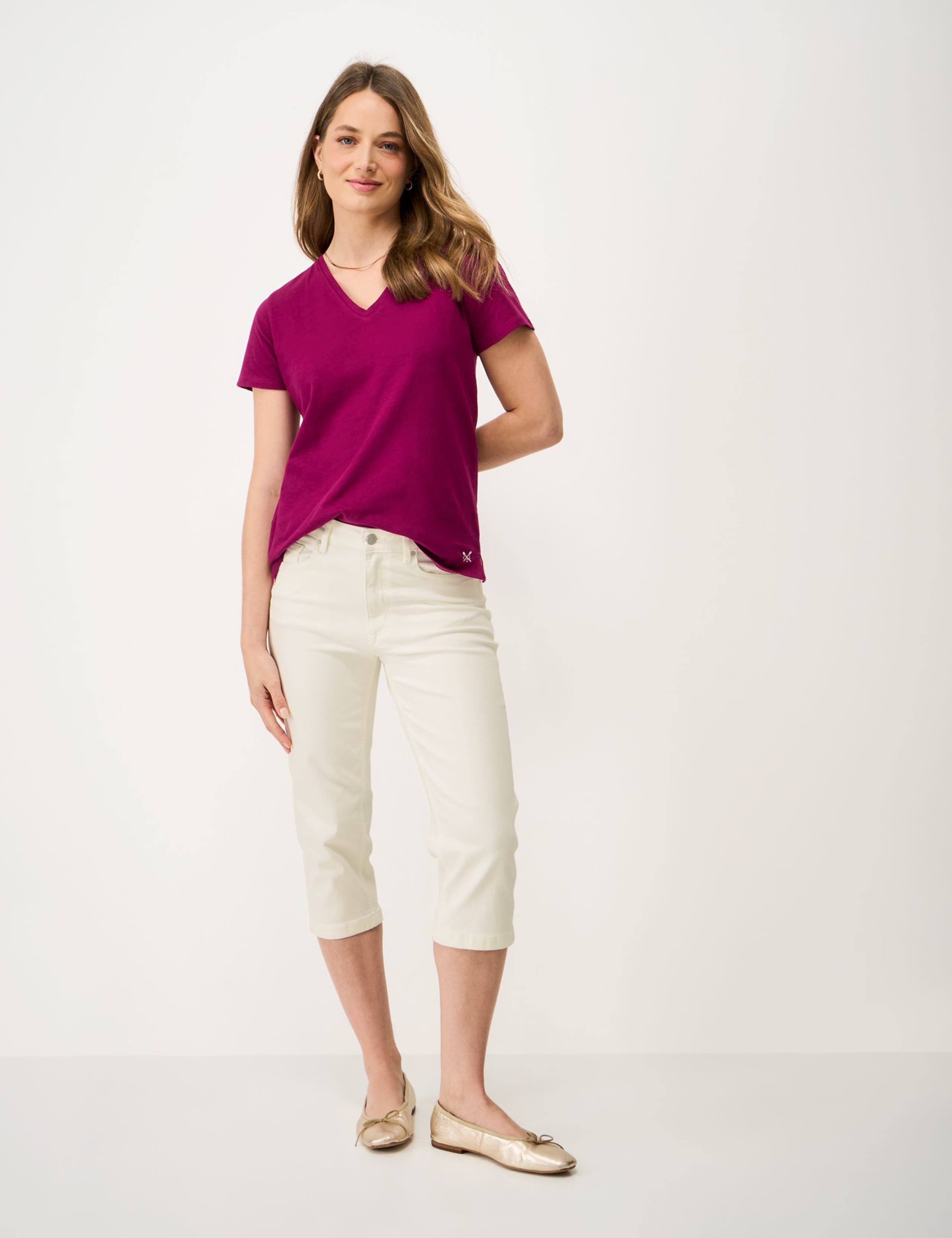 Mid Rise Slim Fit Cropped Jeans