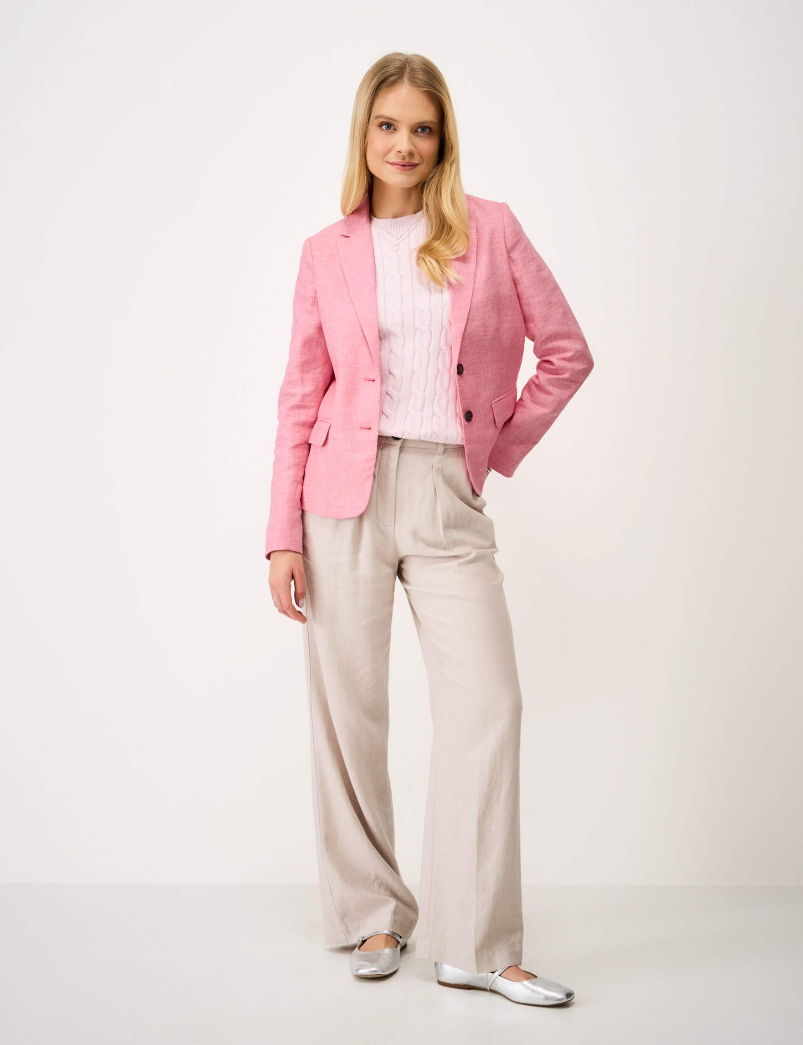 Linen Blend Textured Single Breasted Blazer