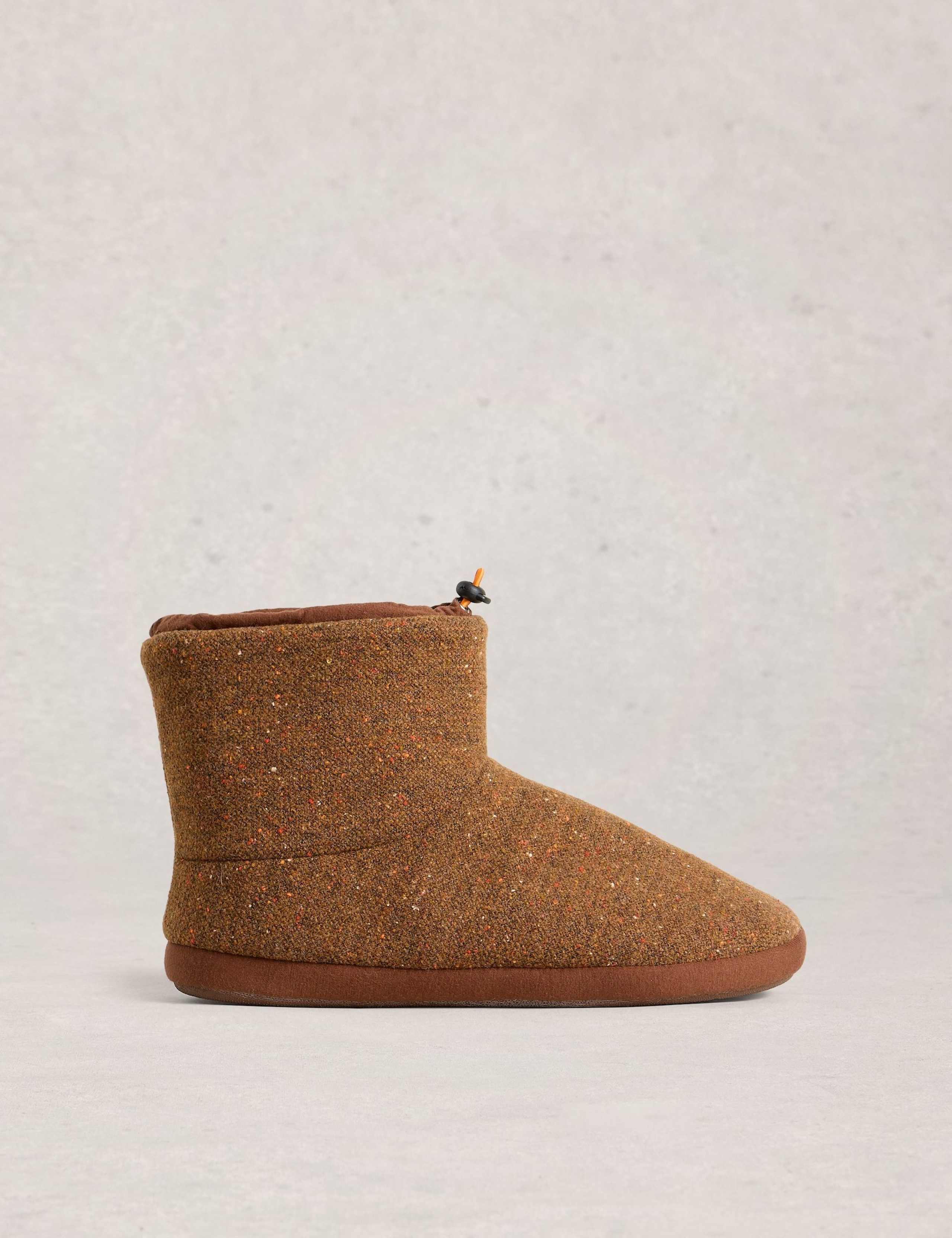 Textured Slipper Boots