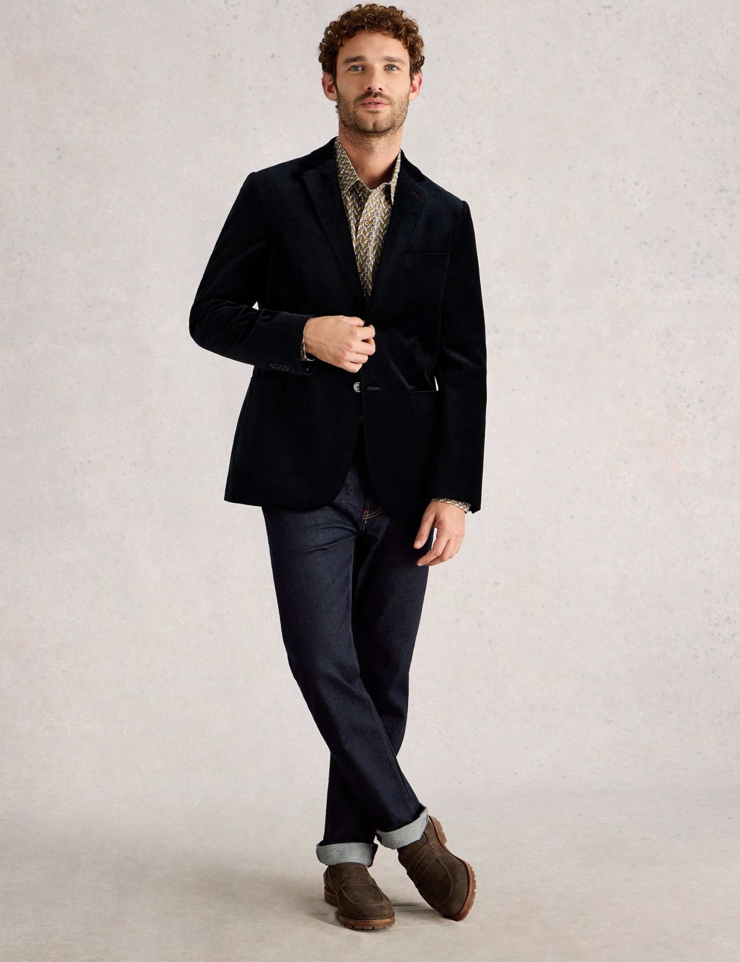 Regular Fit Velvet Blazer