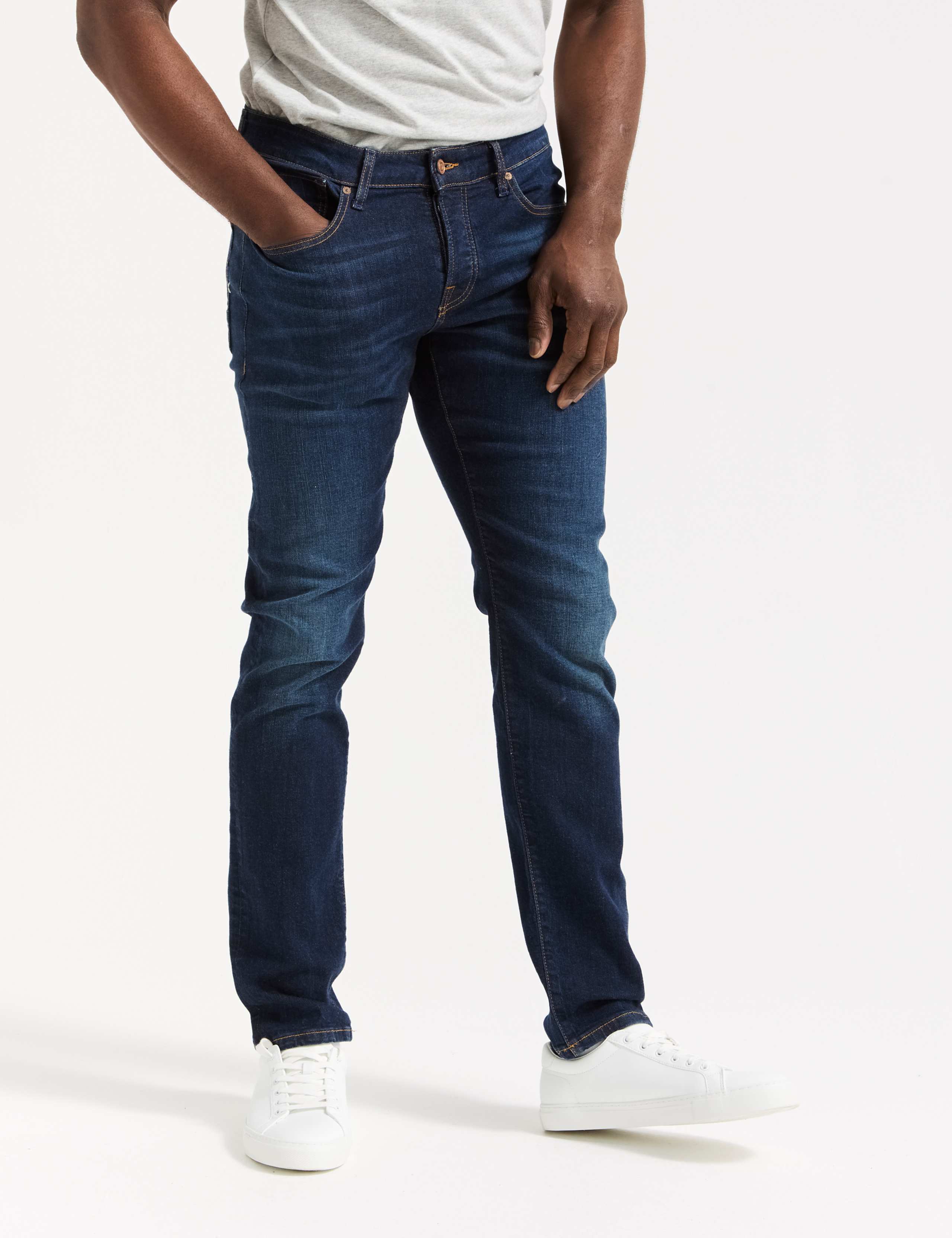 Regular Fit 5 Pocket Slim Jeans