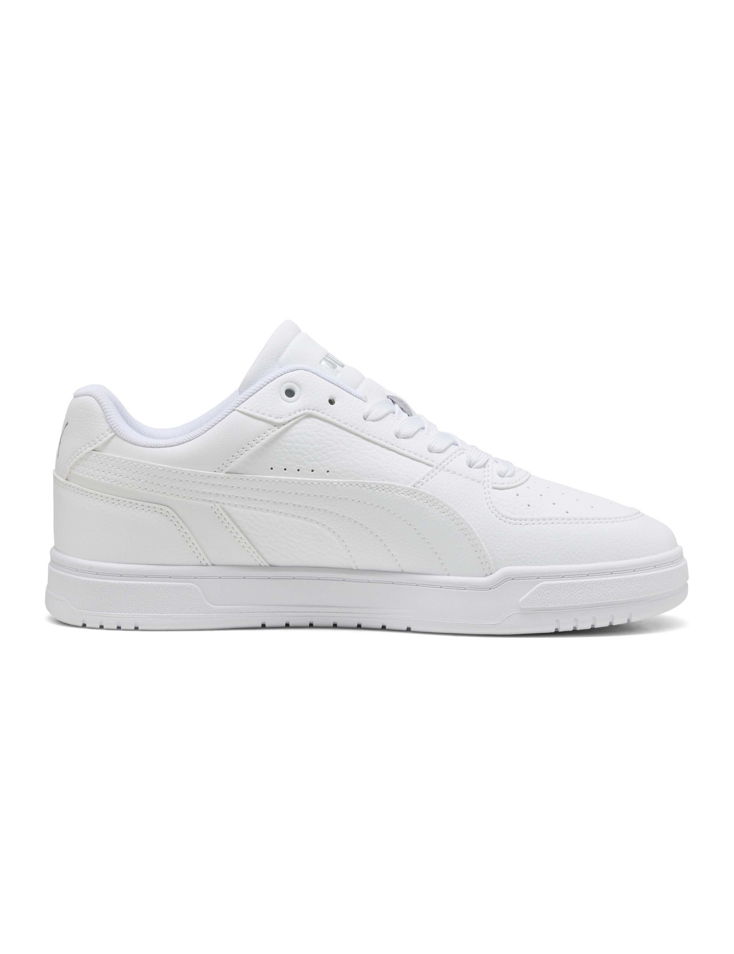 Caven III Trainers
