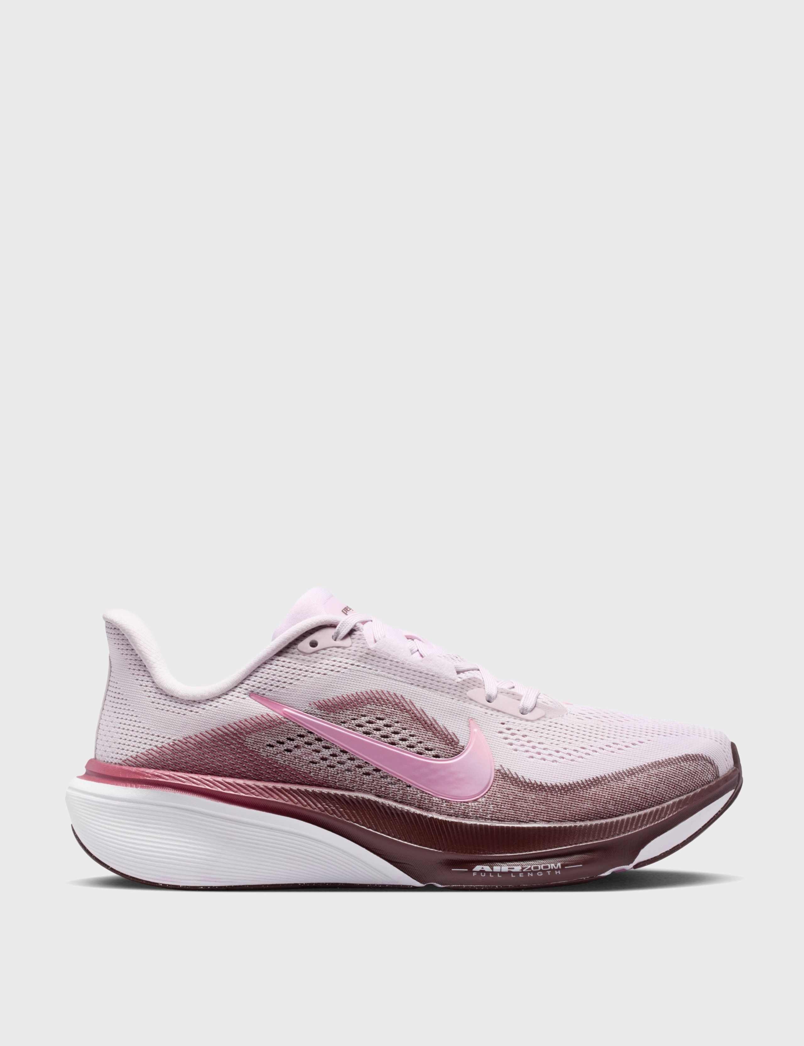Pegasus 42 Trainers