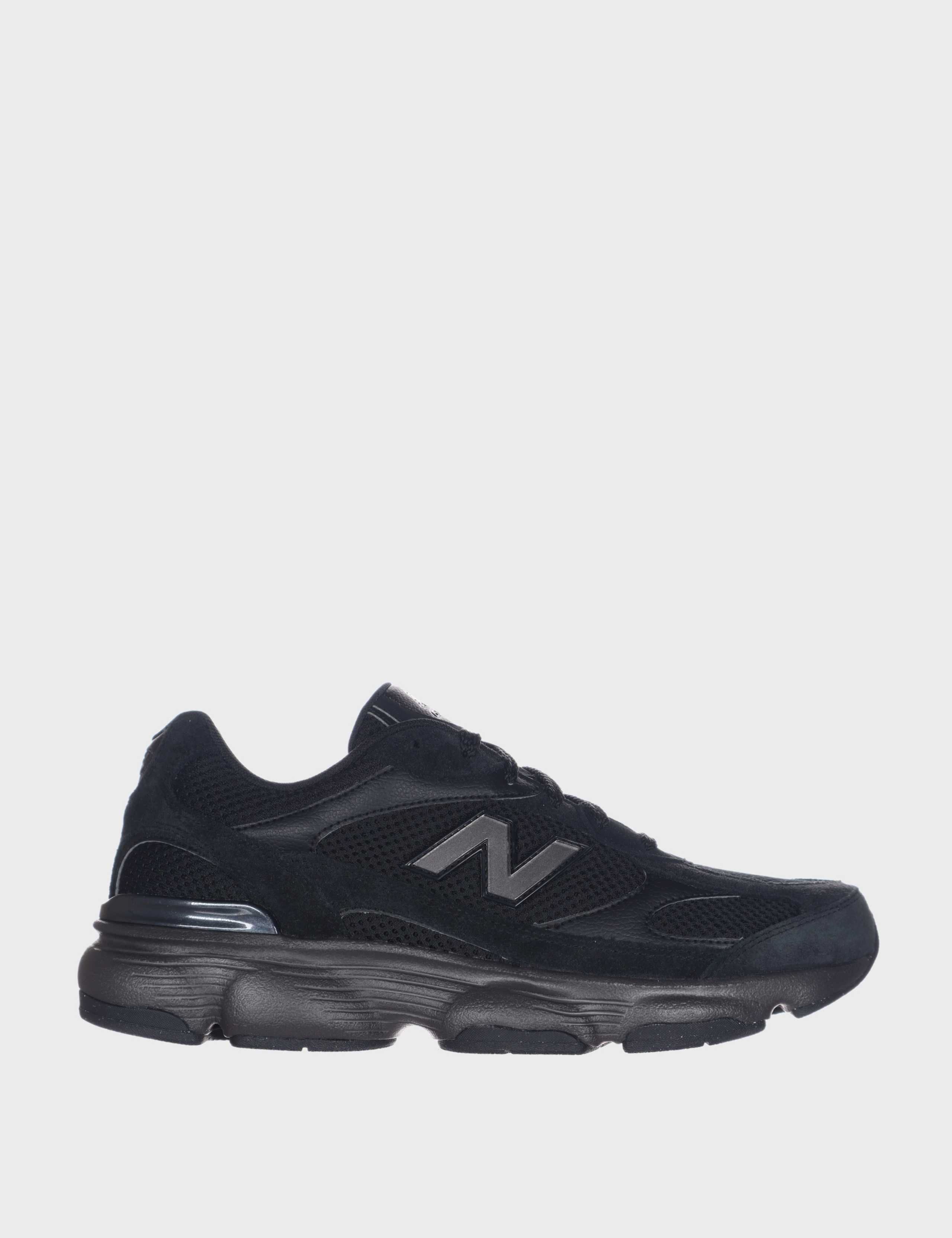 603 Round Toe Standard Fit Trainers