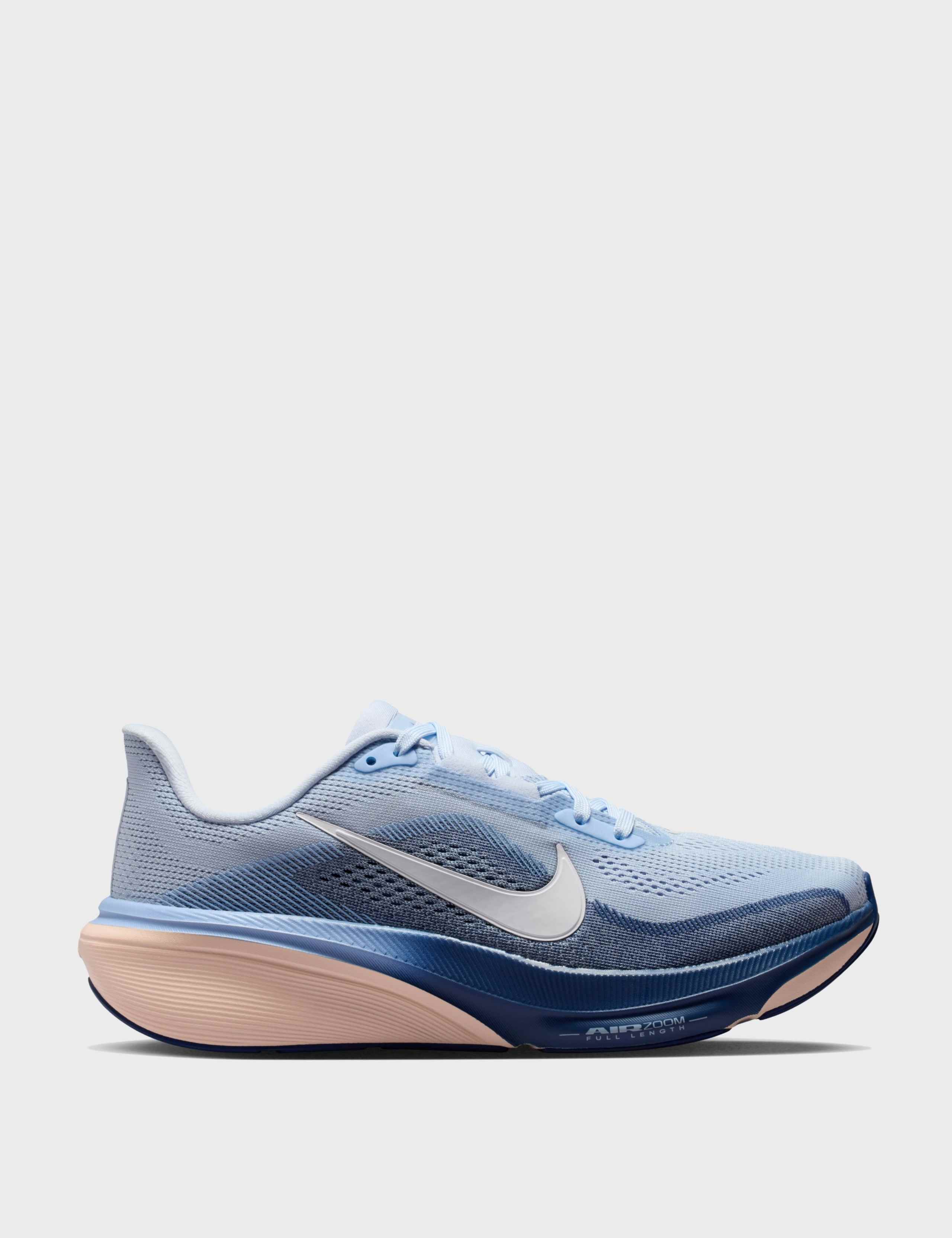 Pegasus 42 Trainers