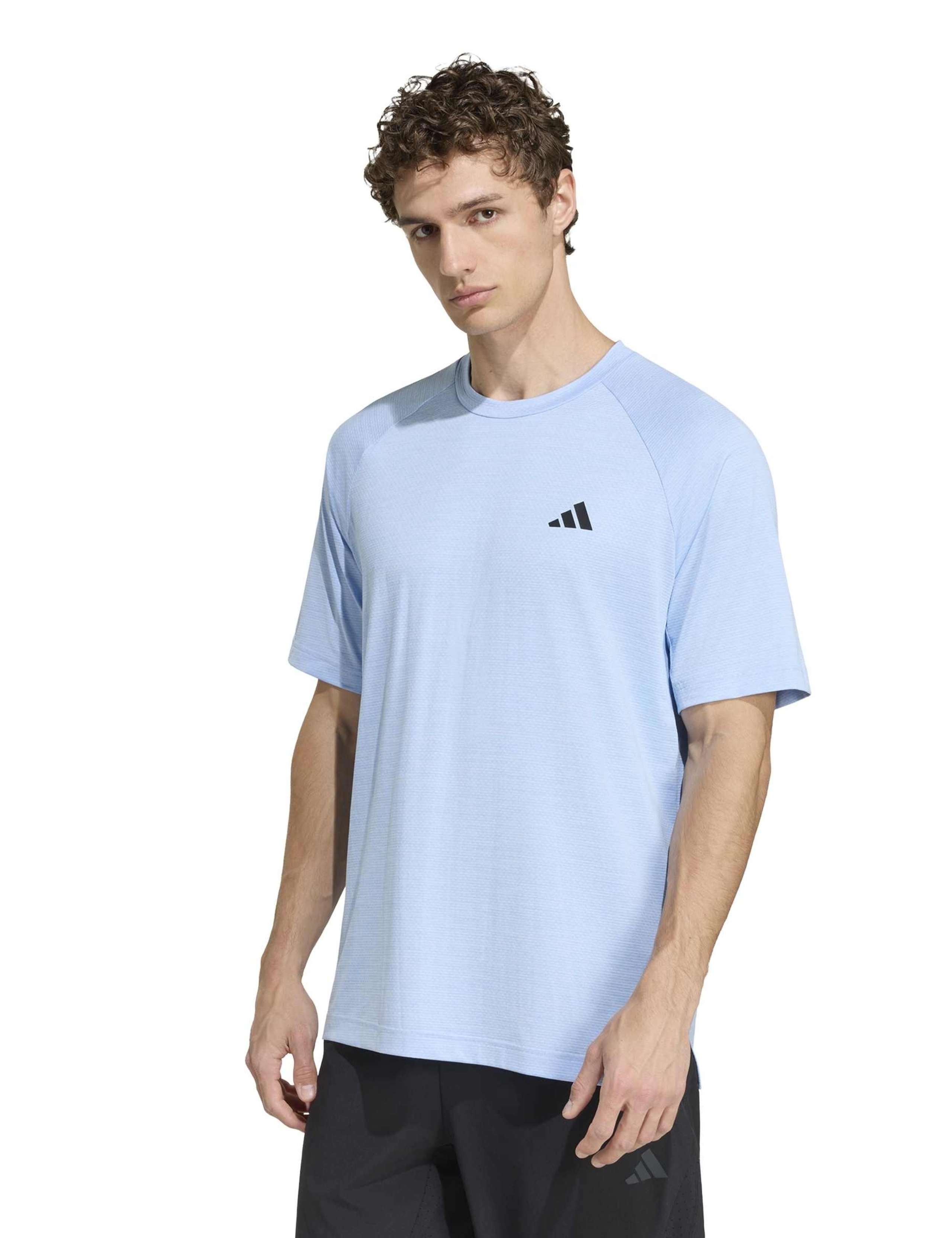 Tech Essentials Workout Crew Neck T-Shirt