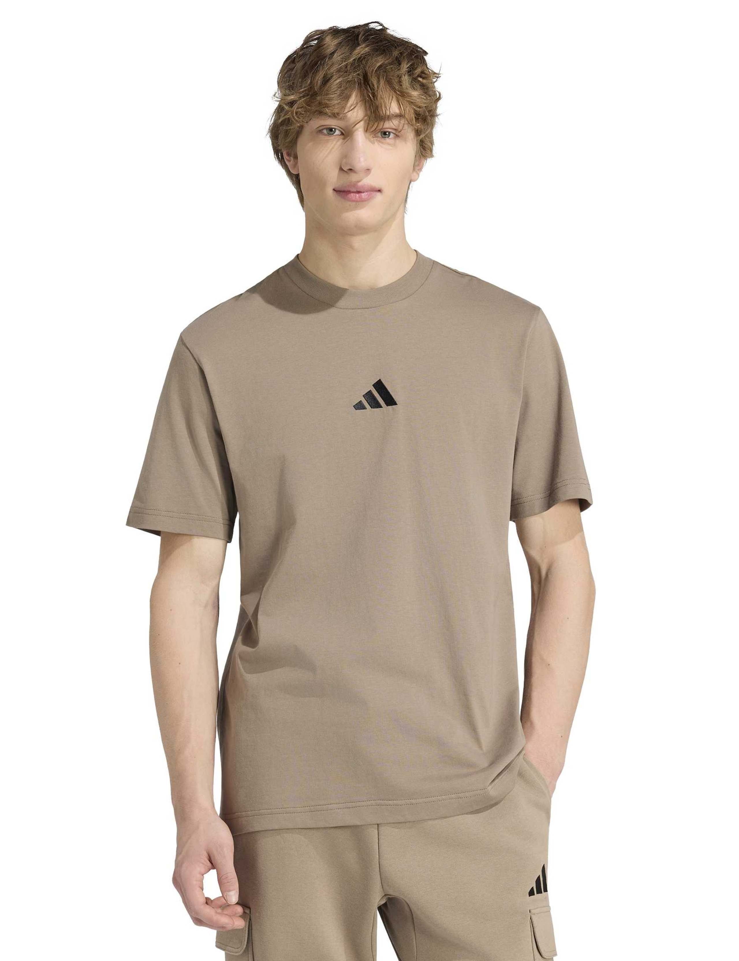 Essentials Small Logo Single Jersey T-Shirt
