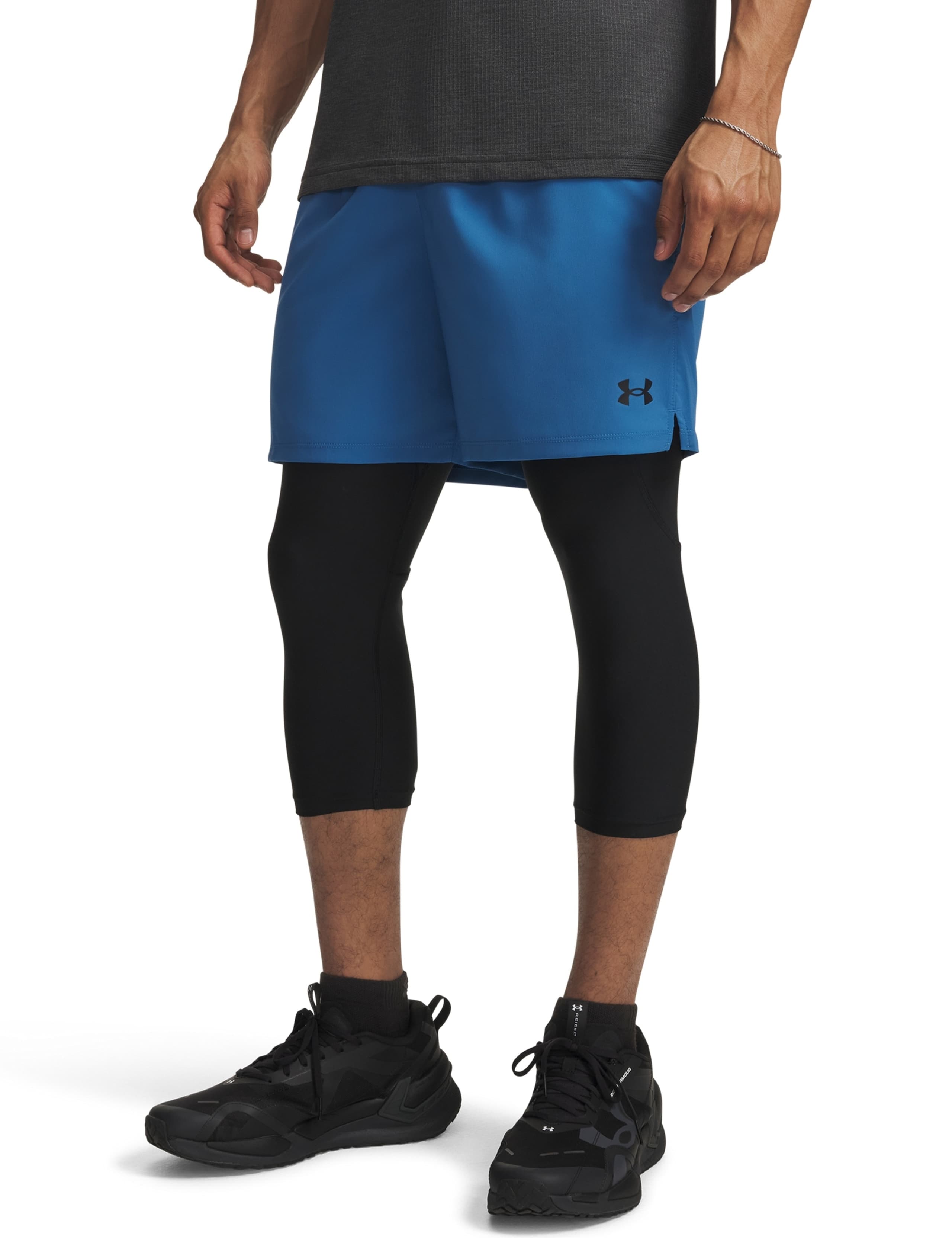 Vanish Woven Shorts
