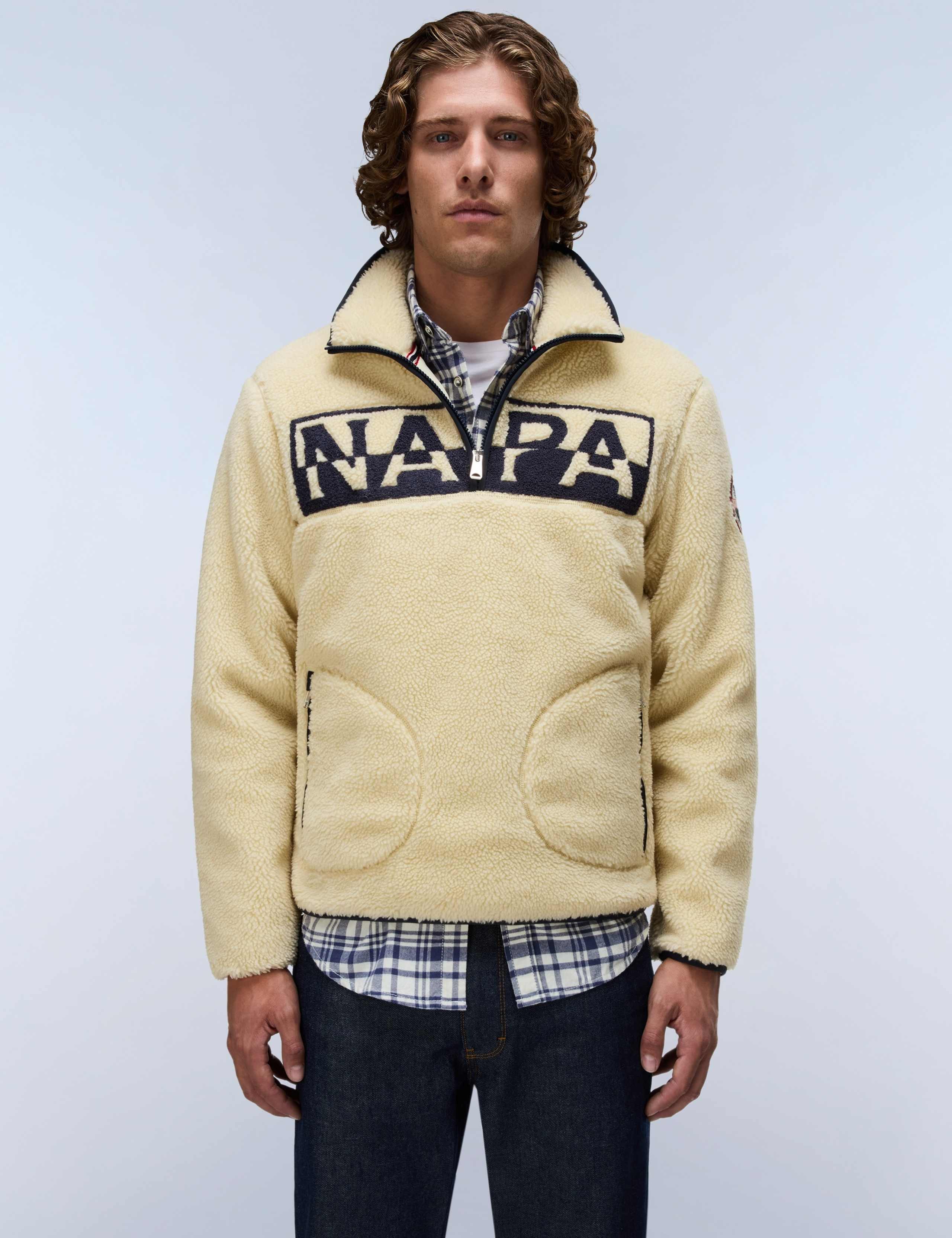 Archive Relaxed Fit Half Zip Fleece