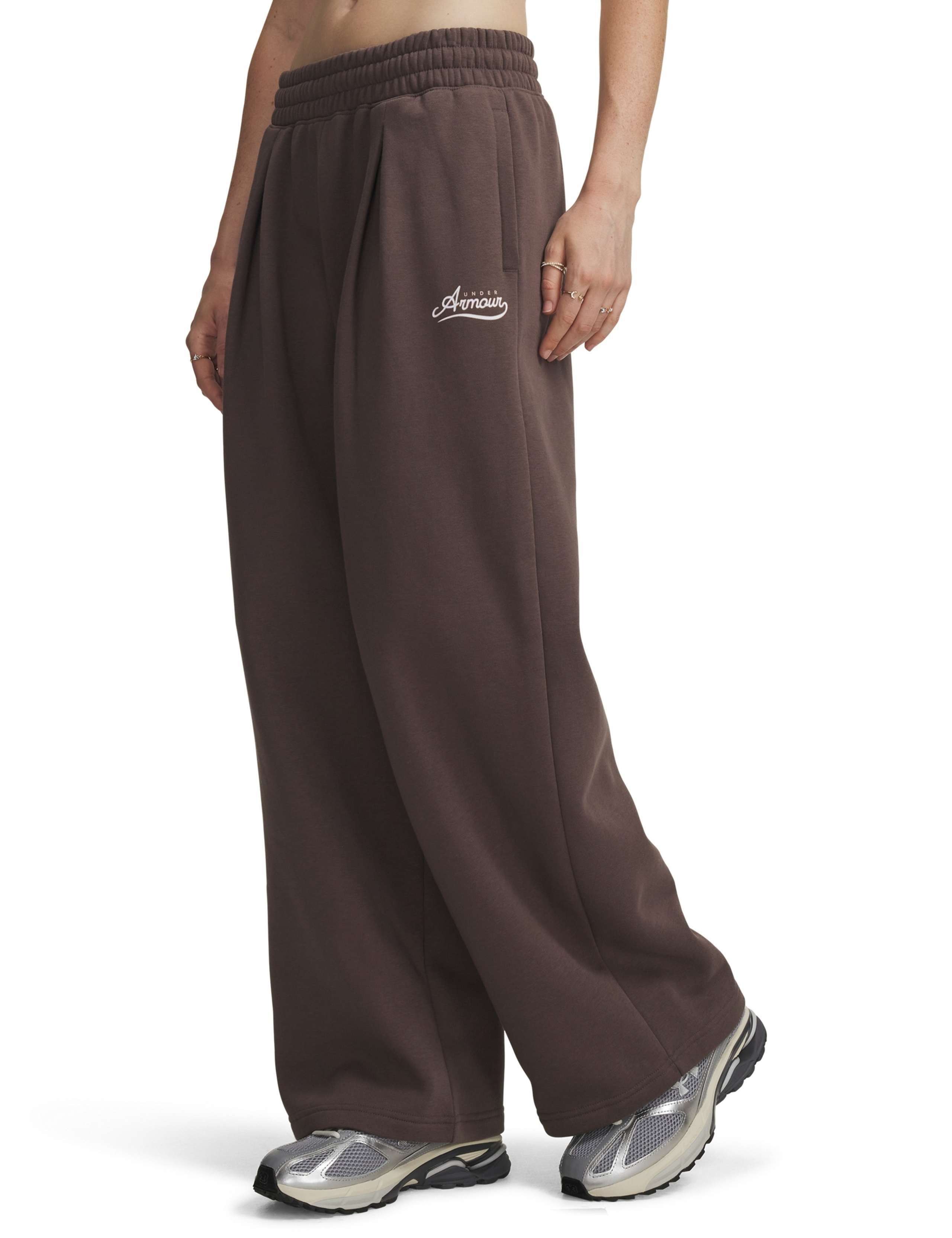 Rival Fleece Pleated Varsity Joggers