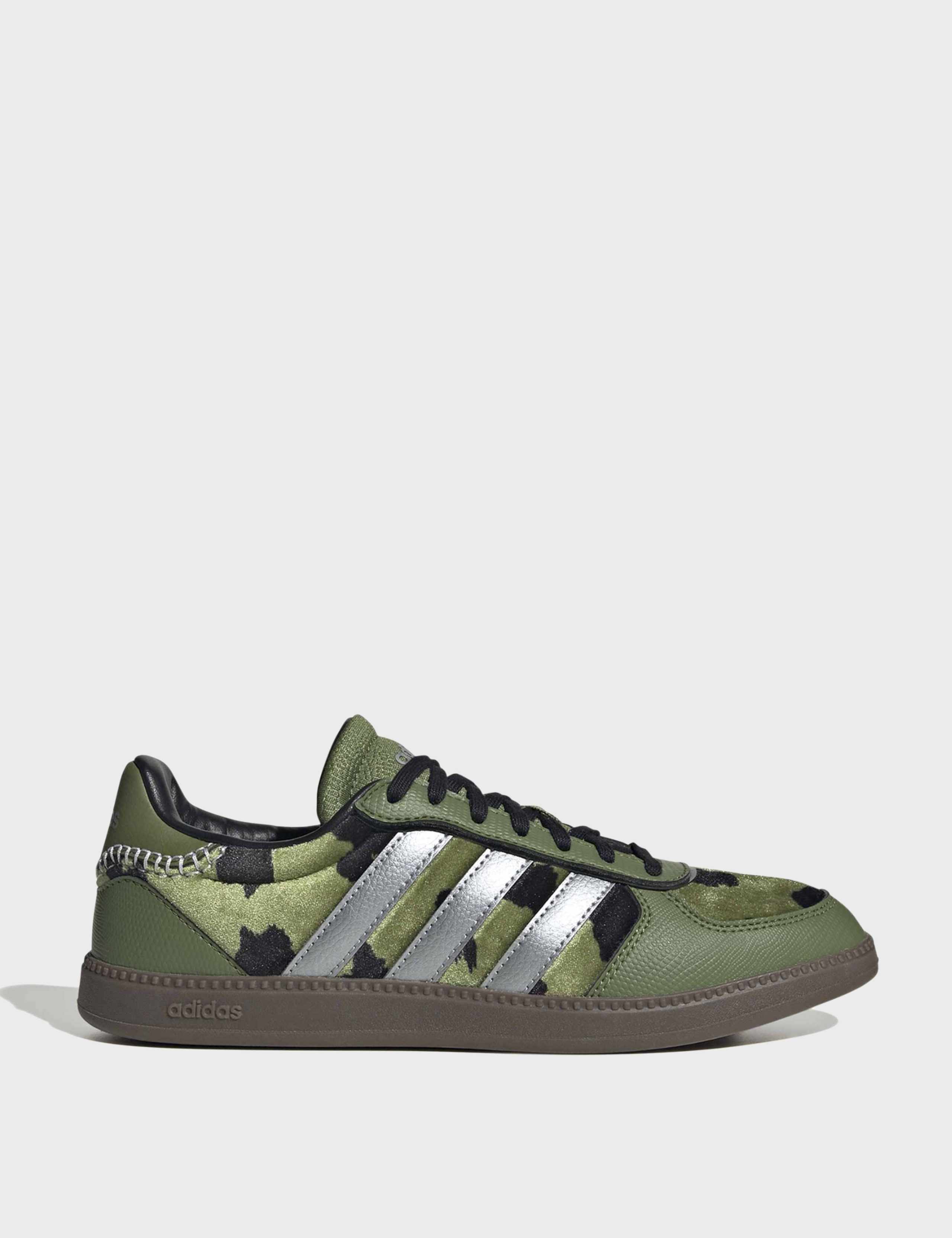 Breaknet Sleek Animal Print Trainers